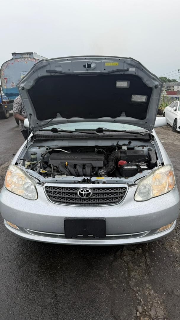 2006 Toyota Corolla Sedan — photo 6 of 8