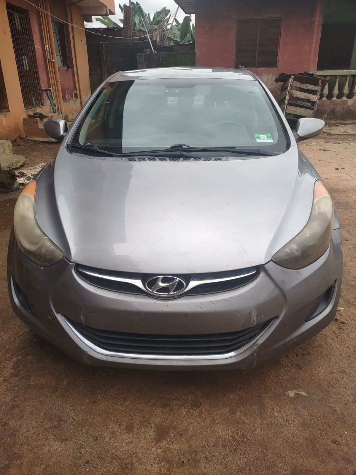 2013 Hyundai Elantra Sedan — photo 2 of 6