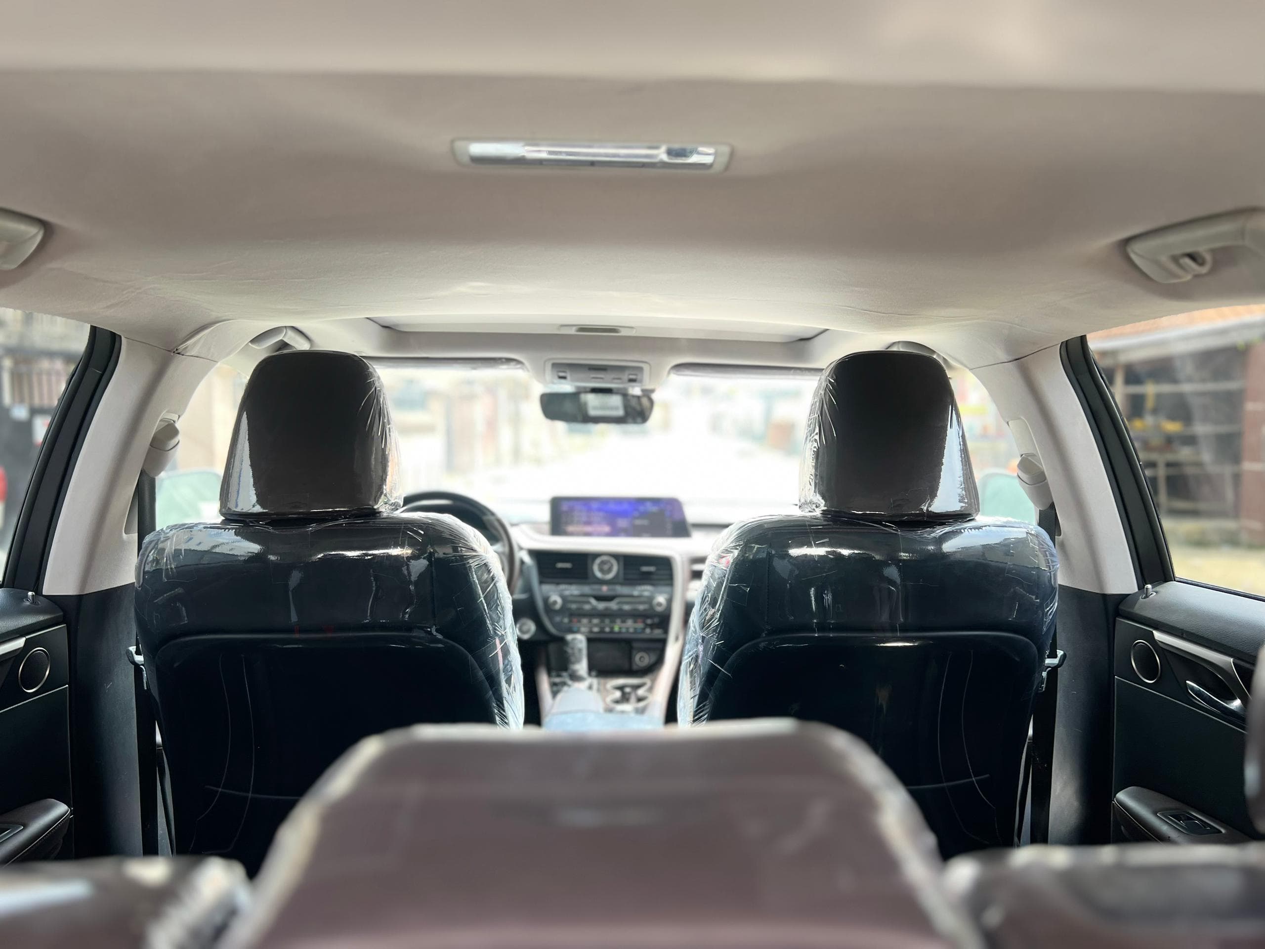 2017 Lexus RX SUV — photo 6 of 10