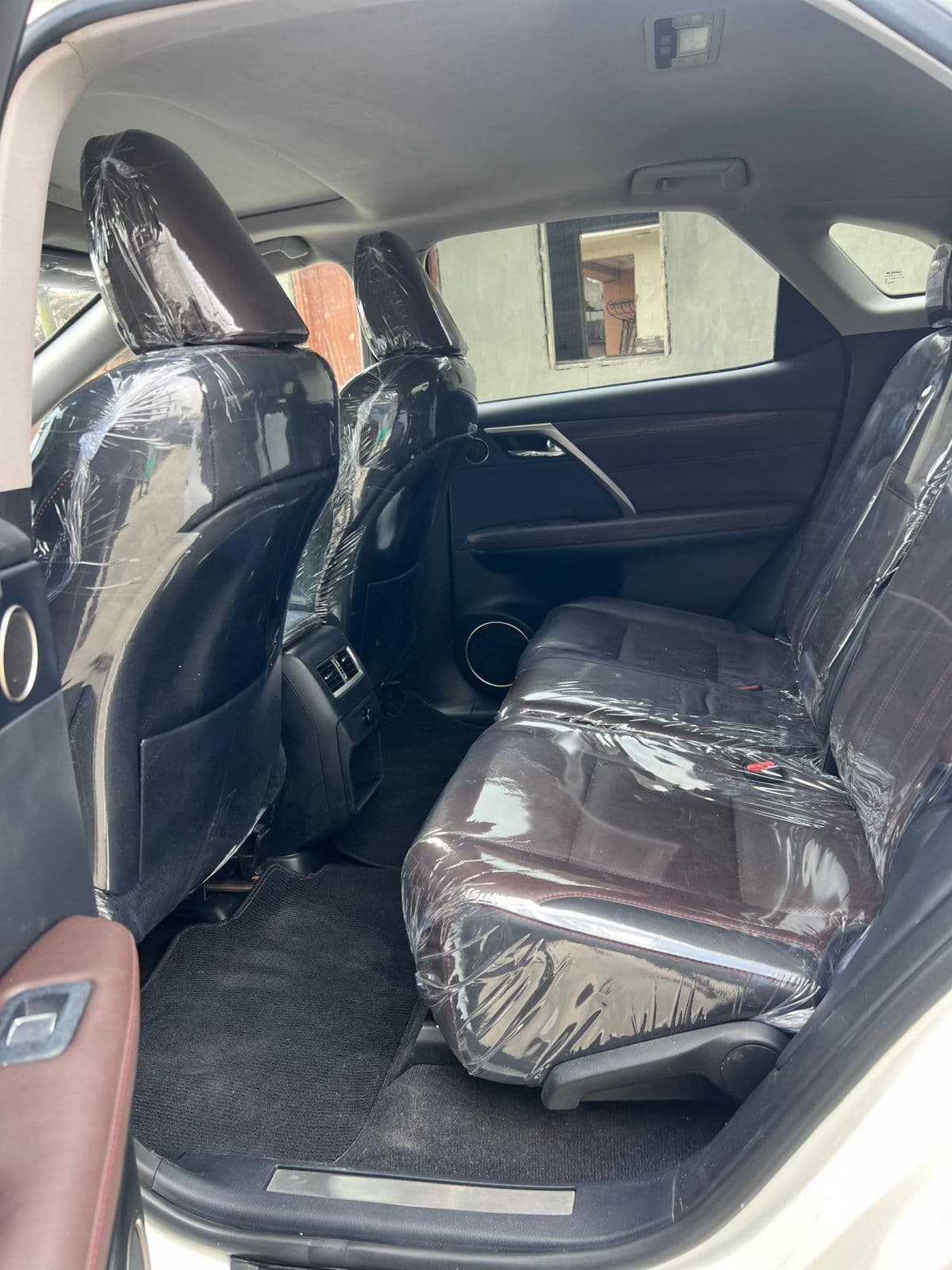 2017 Lexus RX SUV — photo 7 of 10