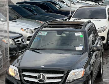 Super clean 2015 GLK350