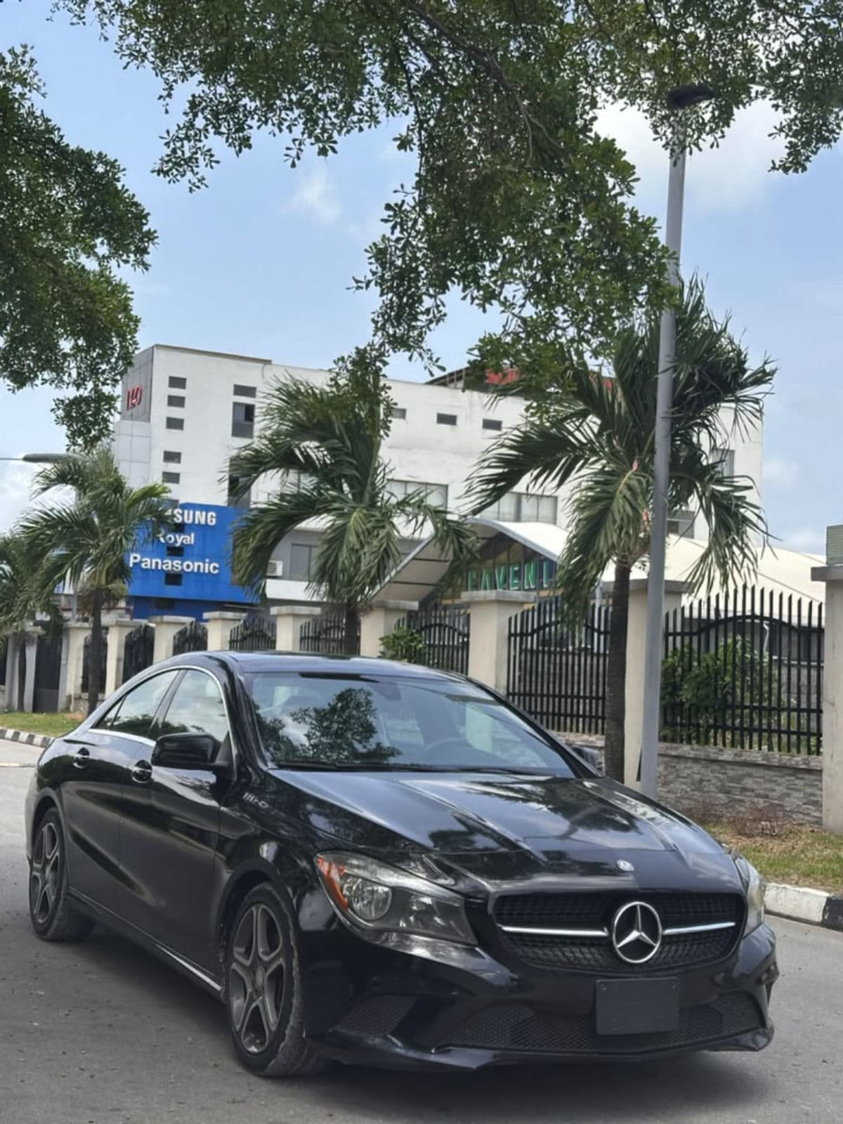 2015 Mercedes-Benz CLA 250 (Automatic / Petrol / Sports Sedan) — photo 5