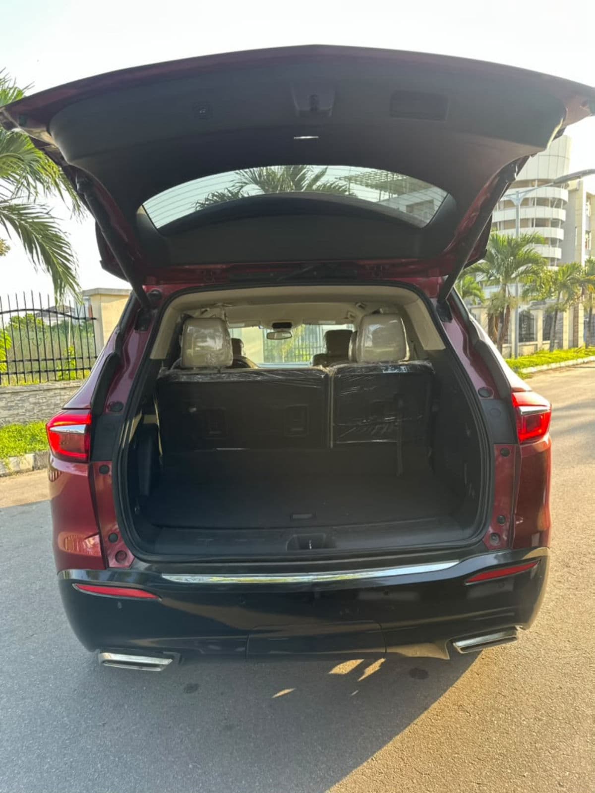 2021 BUICK ENCLAVE — AUTOMATIC • LUXURY SUV • COMFORT • PERFORMANCE — photo 5