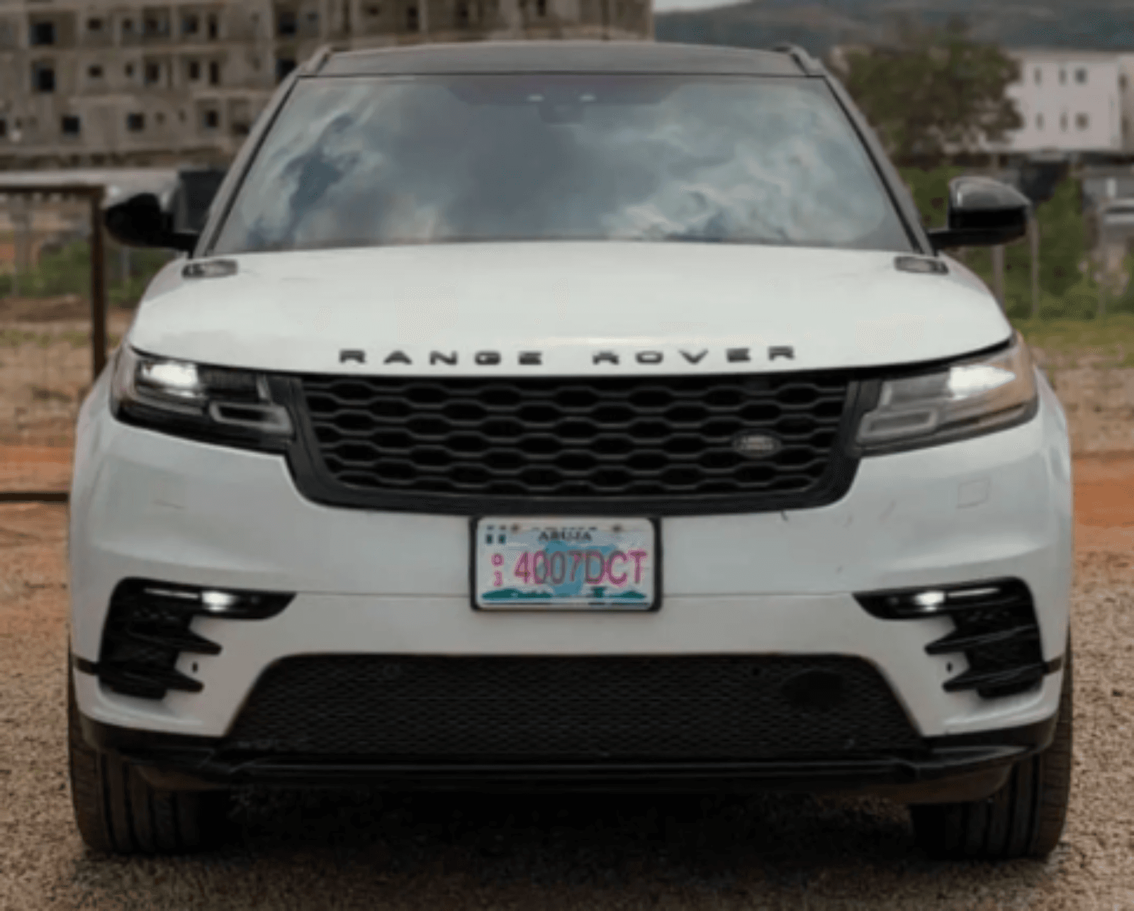 2018 RANGE ROVER VELAR Automatic Luxury SUV