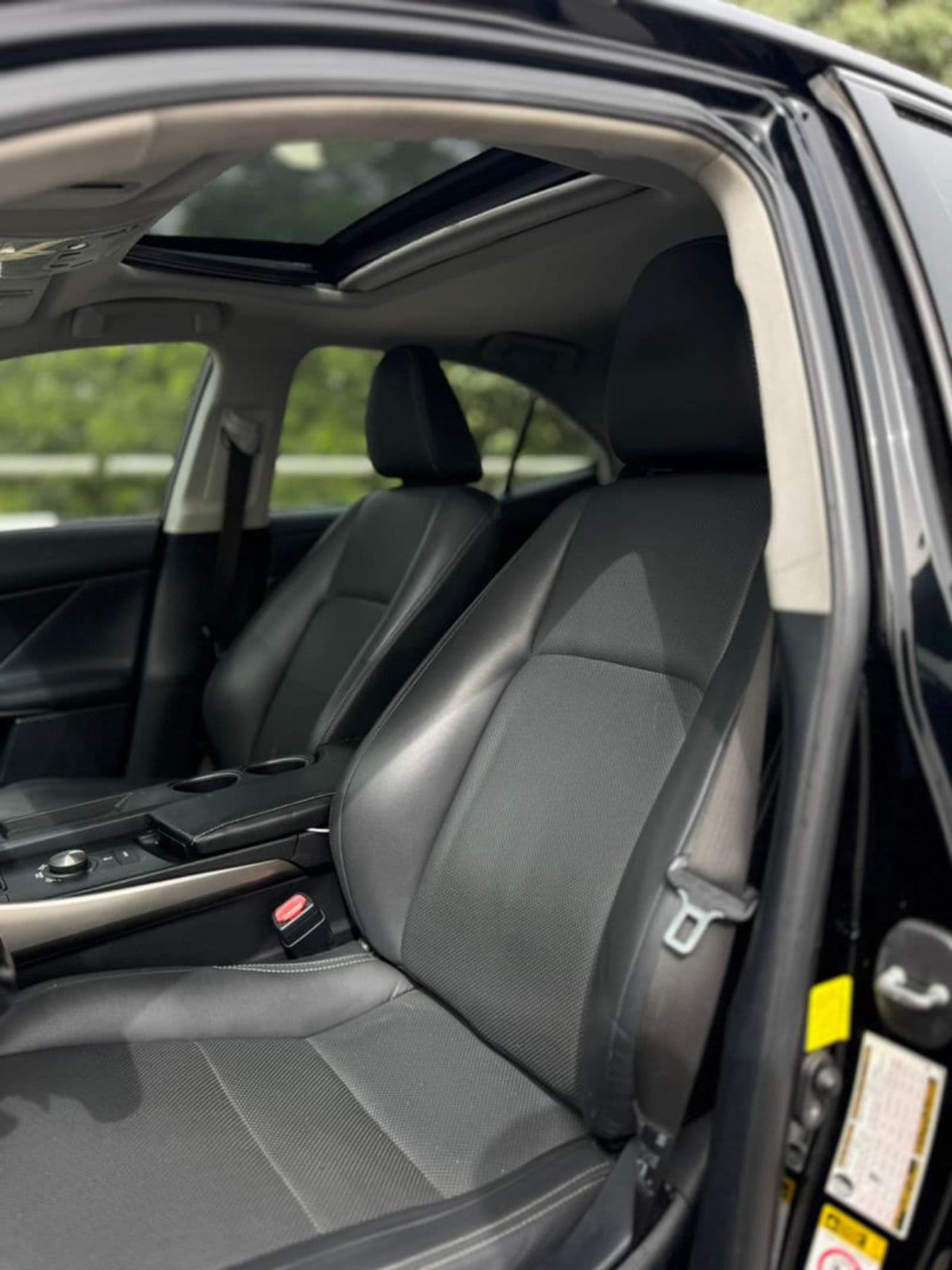 2014 Lexus IS250 Automatic Sedan for Sale in Nigeria — photo 6