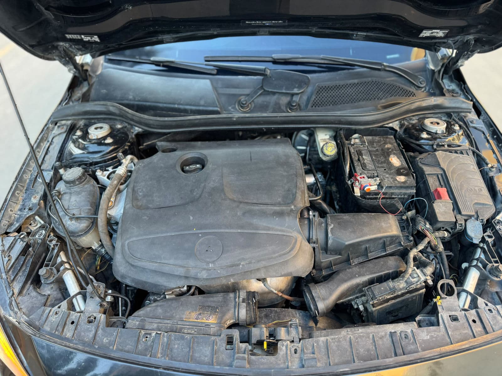 2015 Mercedes-Benz GLA250 Automatic SUV for Sale in Nigeria — photo 3