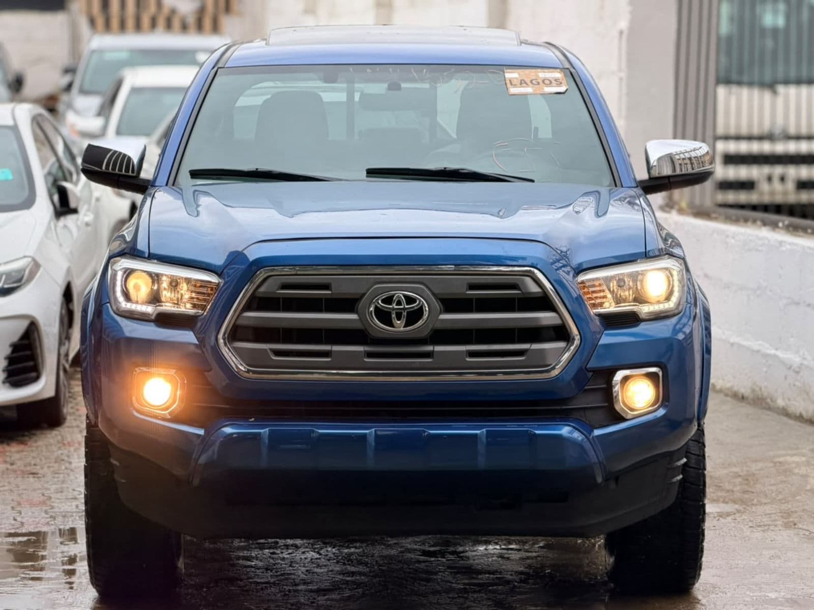 Toyota Tacoma 2016 — photo 2