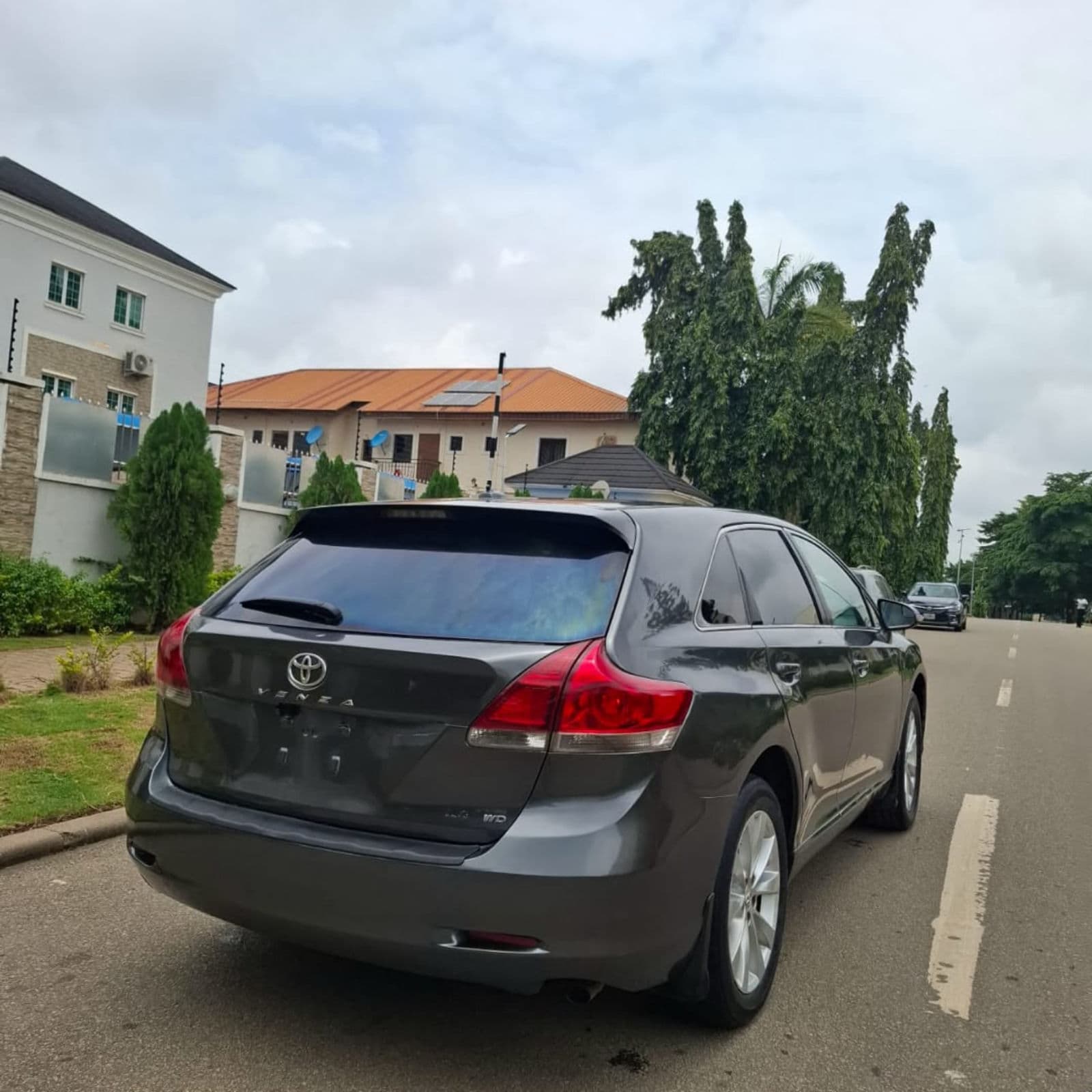 2015 Toyota Venza 4-Cylinder — Automatic SUV for Sale — photo 6