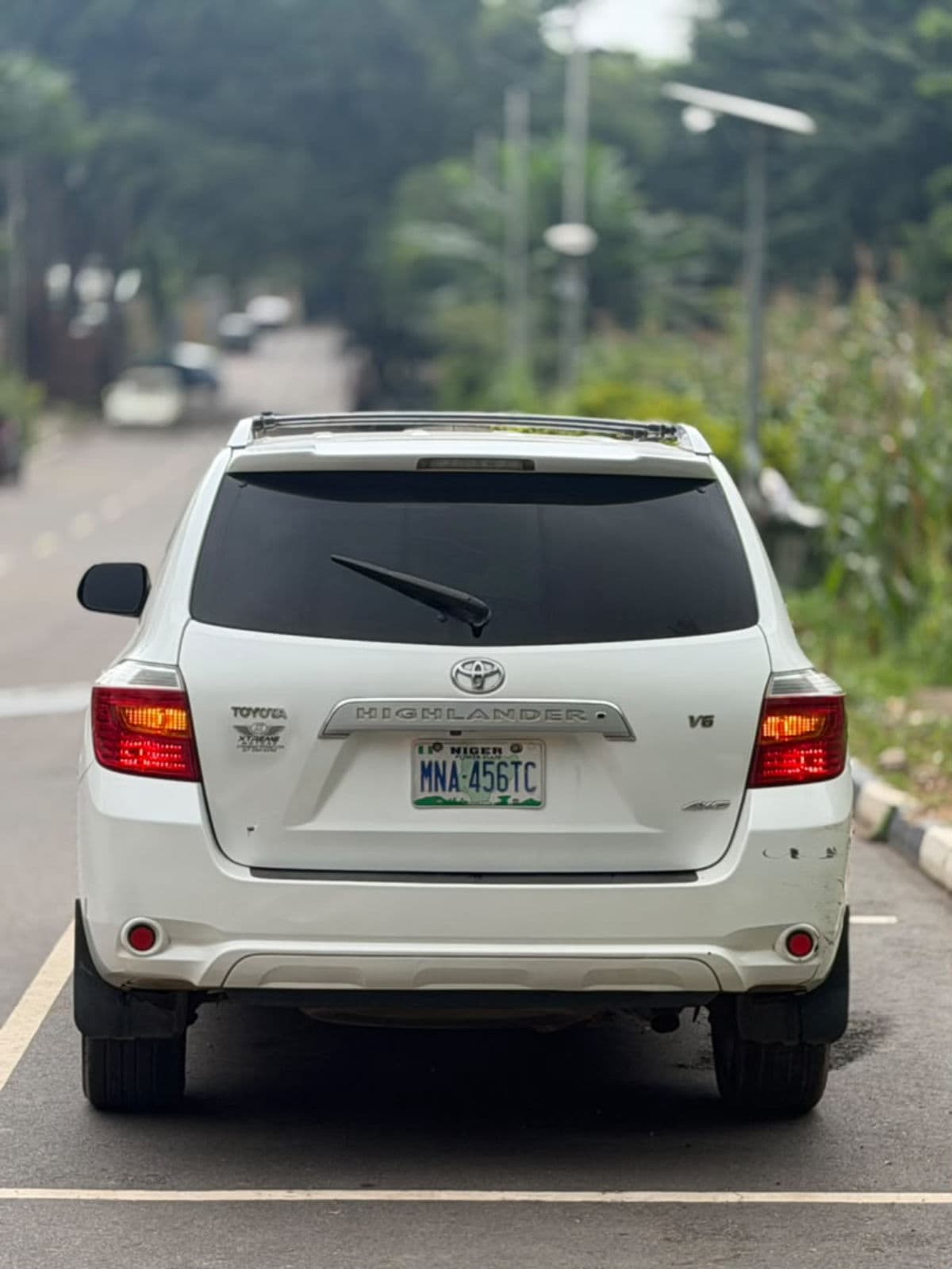 2009 Toyota Highlander Limited — Automatic SUV — photo 7