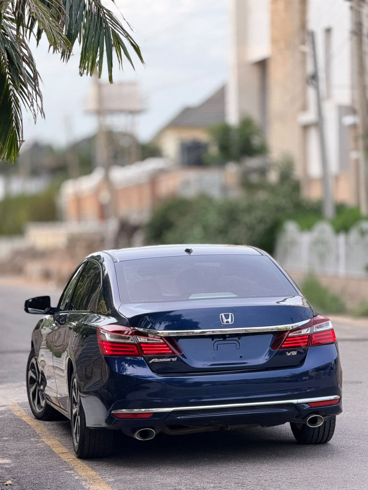 2016 Honda Accord EX-L Automatic Sedan — Clean, Comfortable & Reliable — photo 9