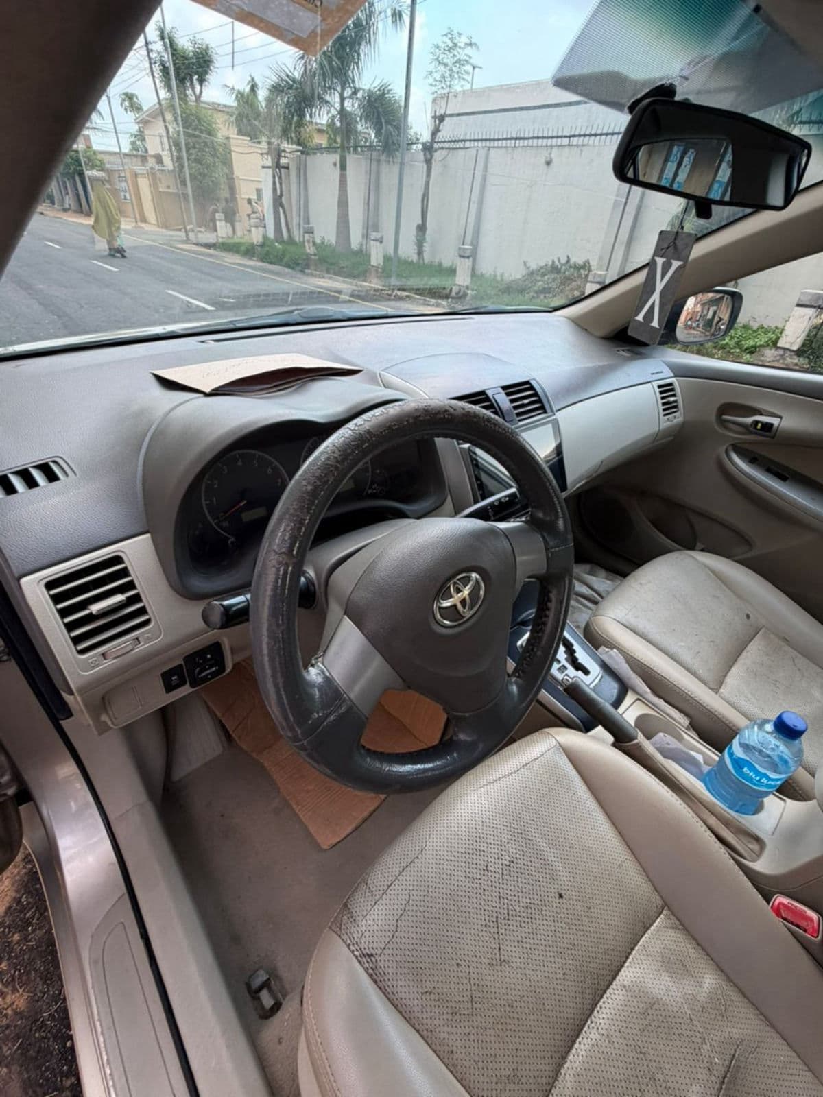 2010 TOYOTA COROLLA  — photo 3