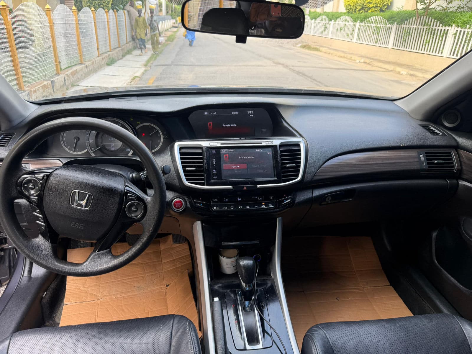 2016 Honda Accord EX-L Sedan (Automatic) – Full Option — photo 4