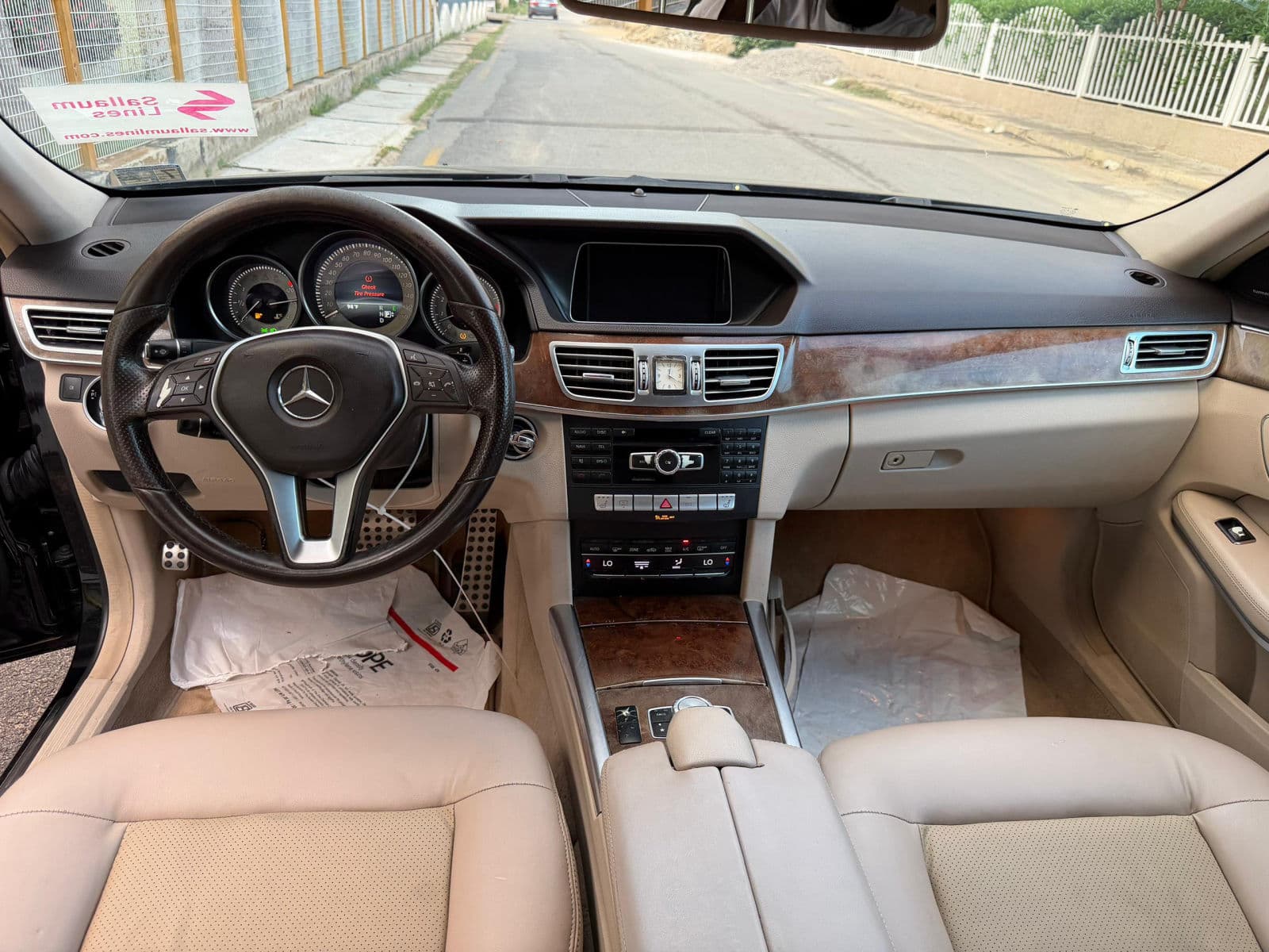 2014 MERCEDES E350 — photo 6