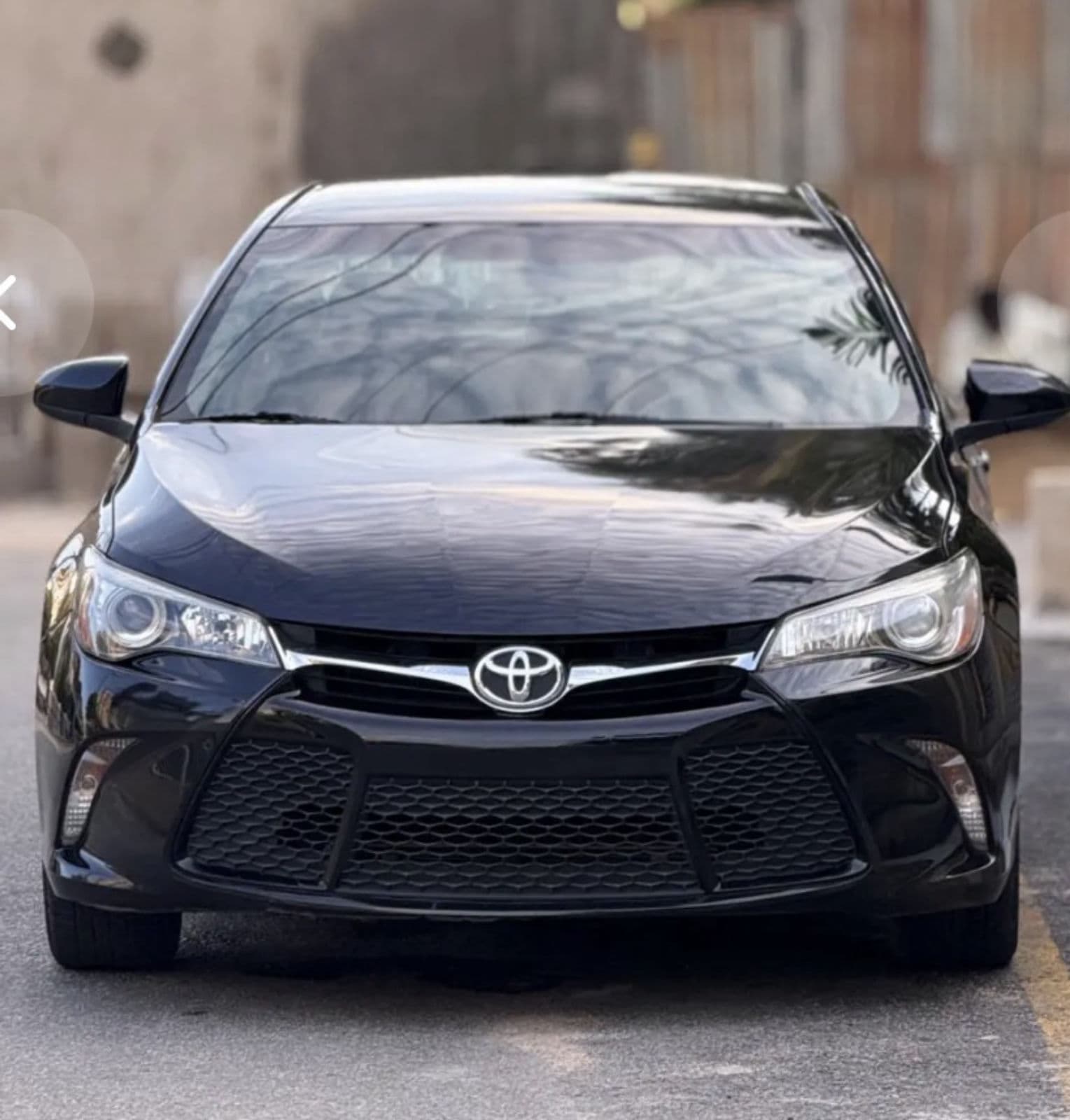 2015 TOYOTA CAMRY SE Automatic Sedan For Sale in Nigeria