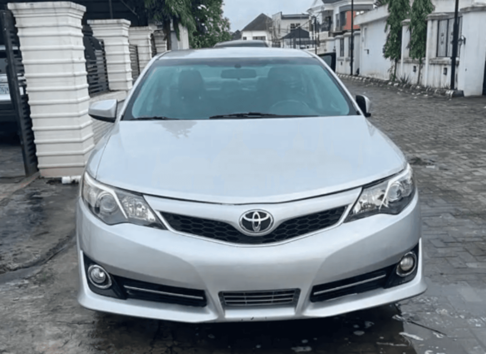 2015 Toyota Camry SE Automatic Sedan