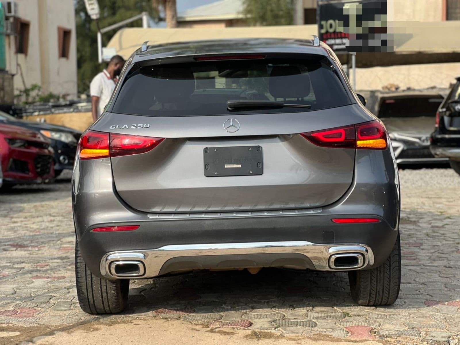 2021 Mercedes-Benz GLC SUV — photo 3 of 8
