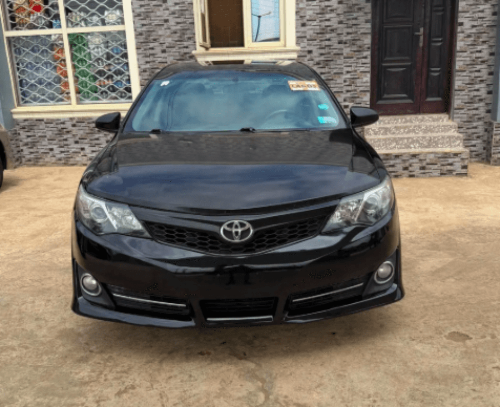 Foreign Used 2014 Toyota Camry SE Automatic Sedan for Sale in Lagos