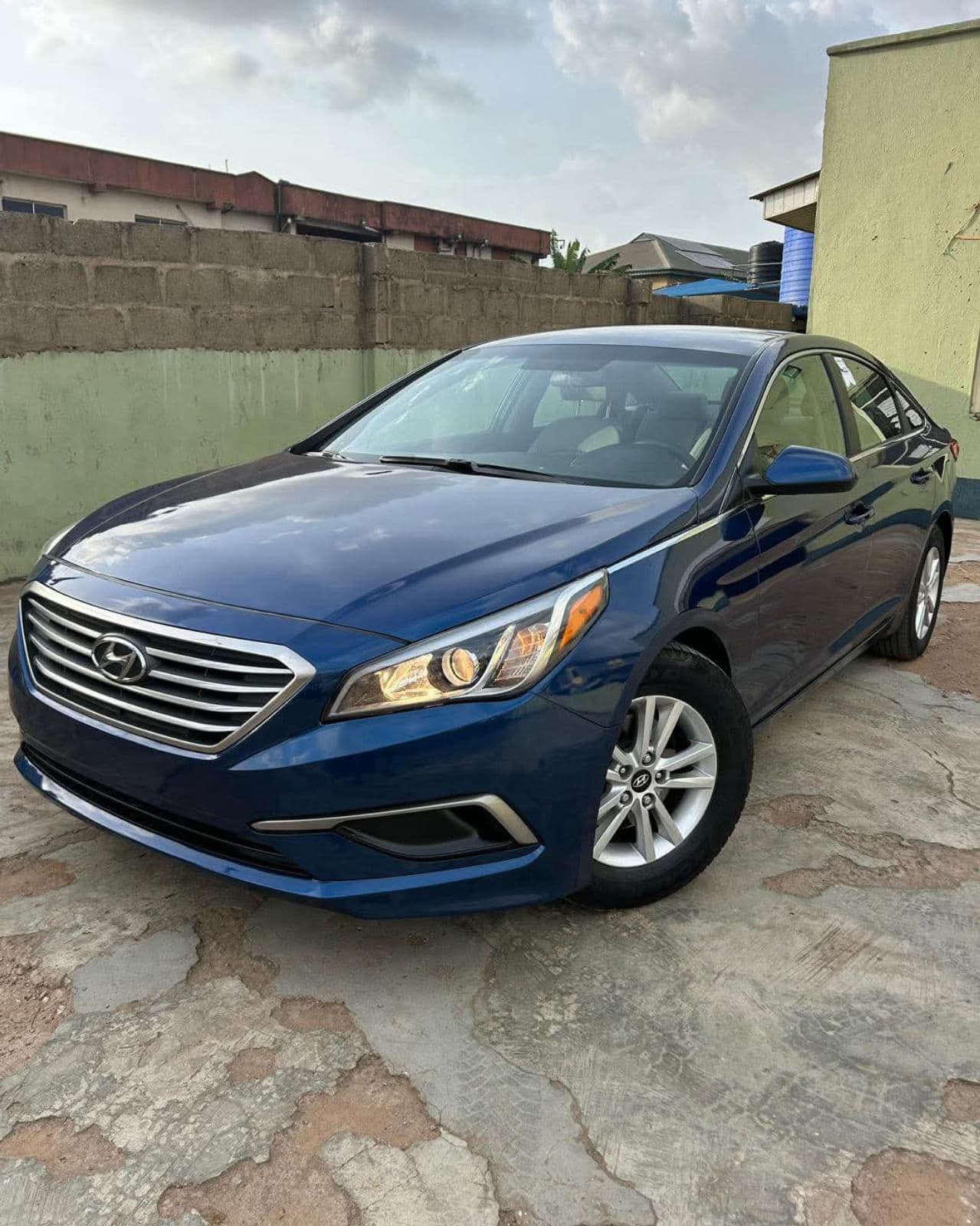 Foreign Used 2017 Hyundai Sonata Automatic Sedan for Sale in Lagos