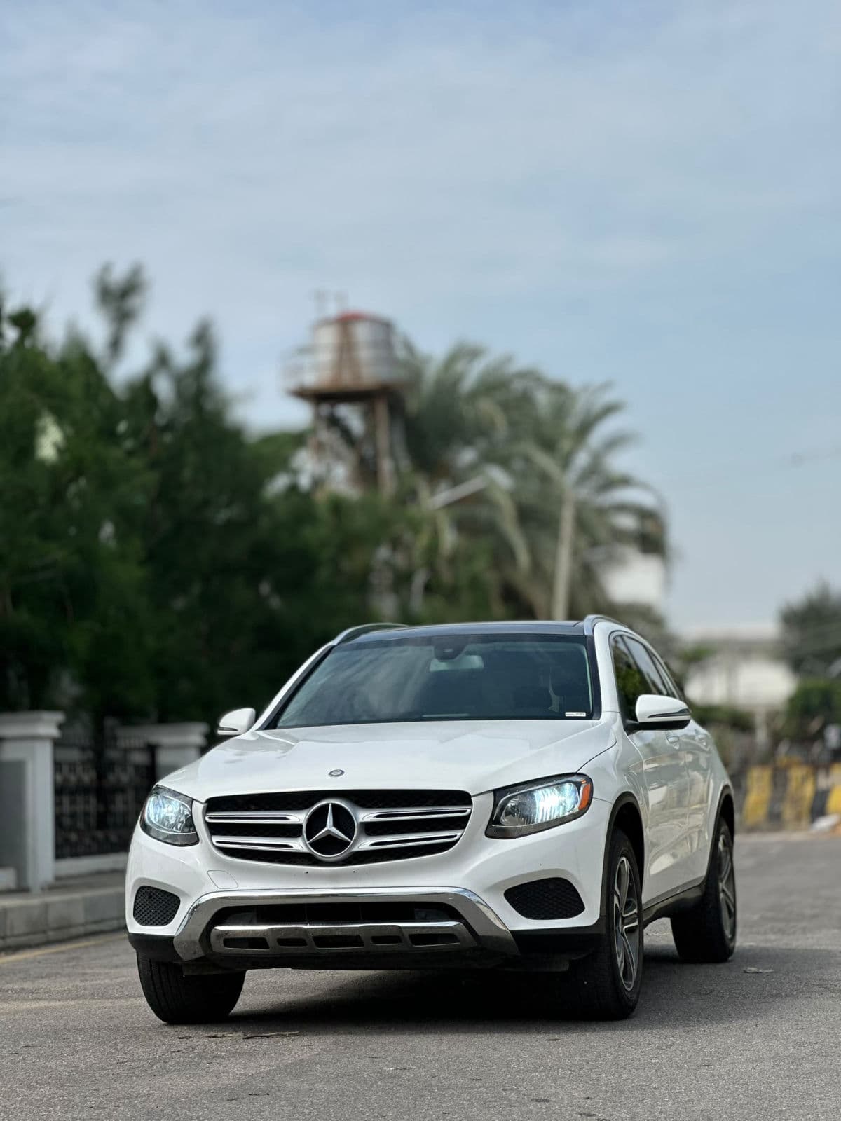 2015 Mercedes-Benz C Class SUV — photo 2 of 11