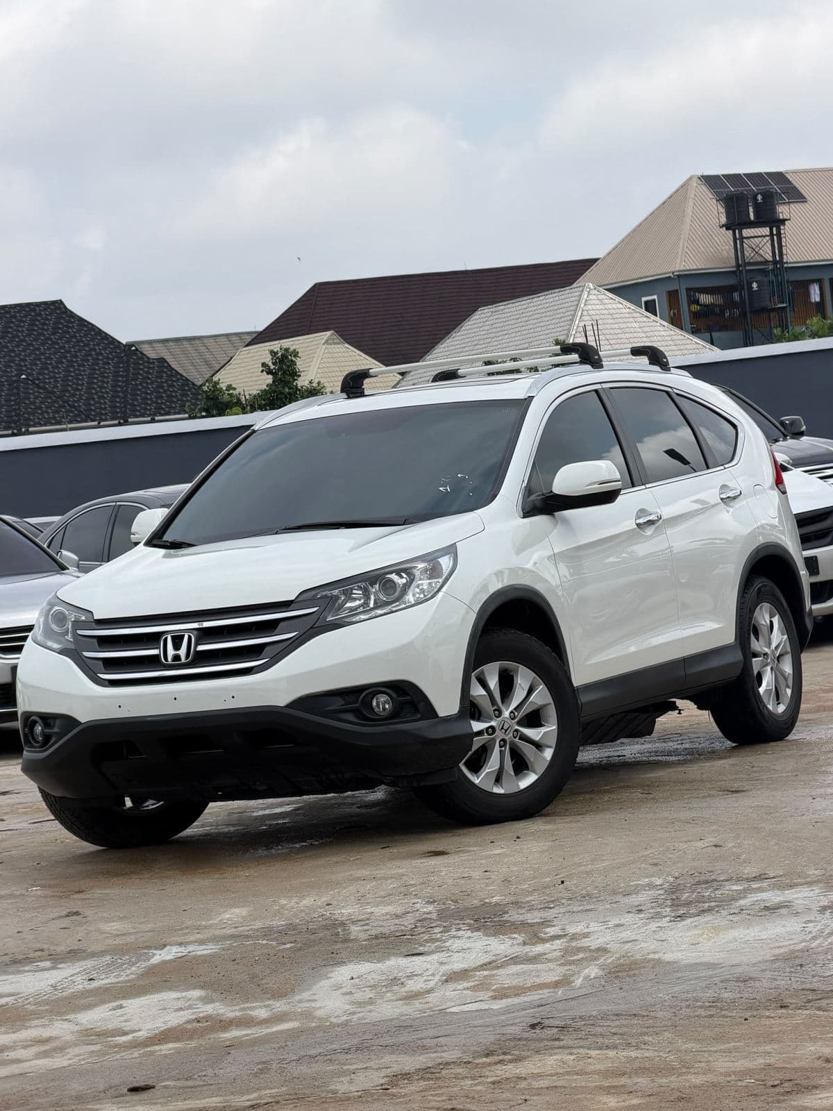 2014 Honda CRV SUV — photo 8 of 9