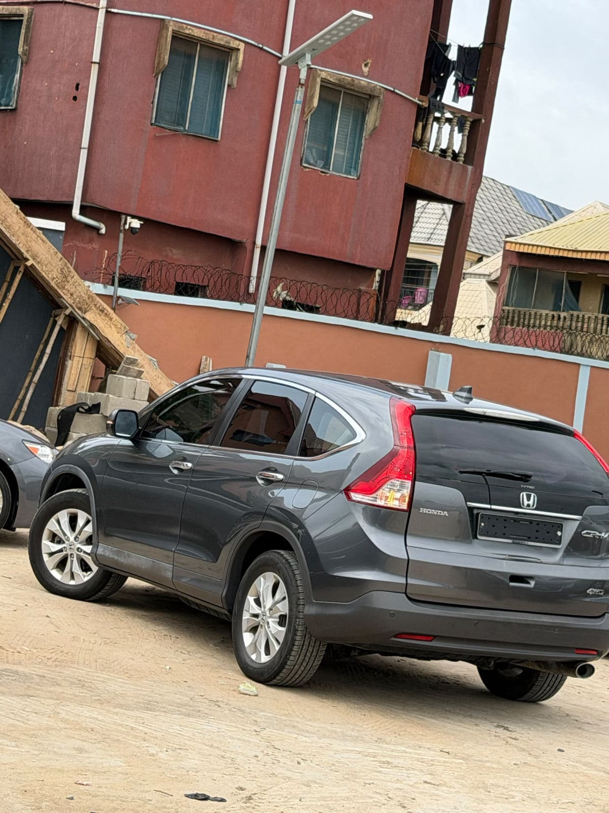 2014 Honda CRV SUV — photo 2 of 11