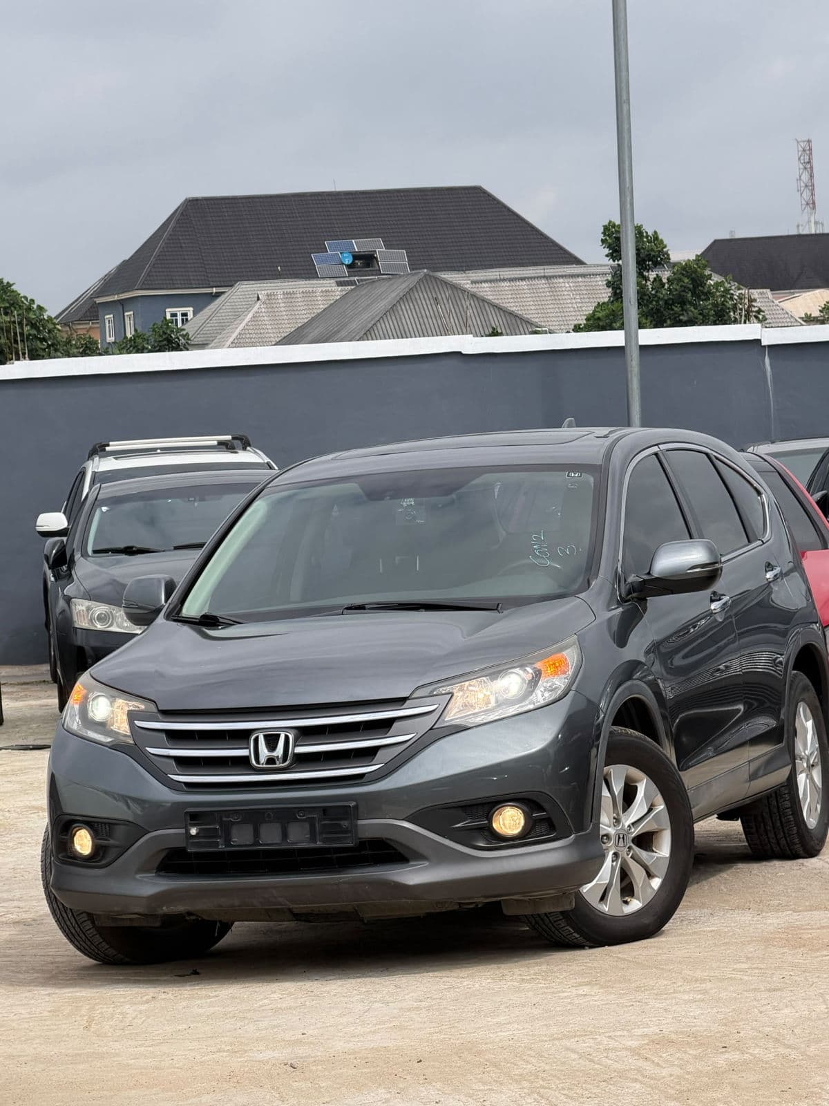 2014 Honda CRV SUV — photo 8 of 11