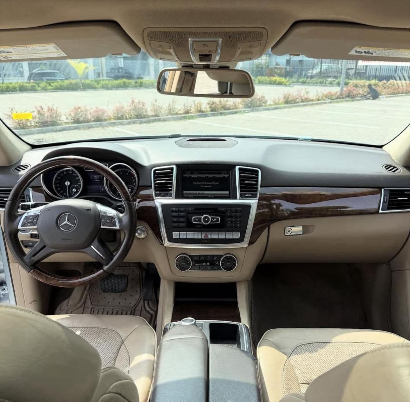 2014 Mercedes-Benz M Class SUV — photo 8 of 8
