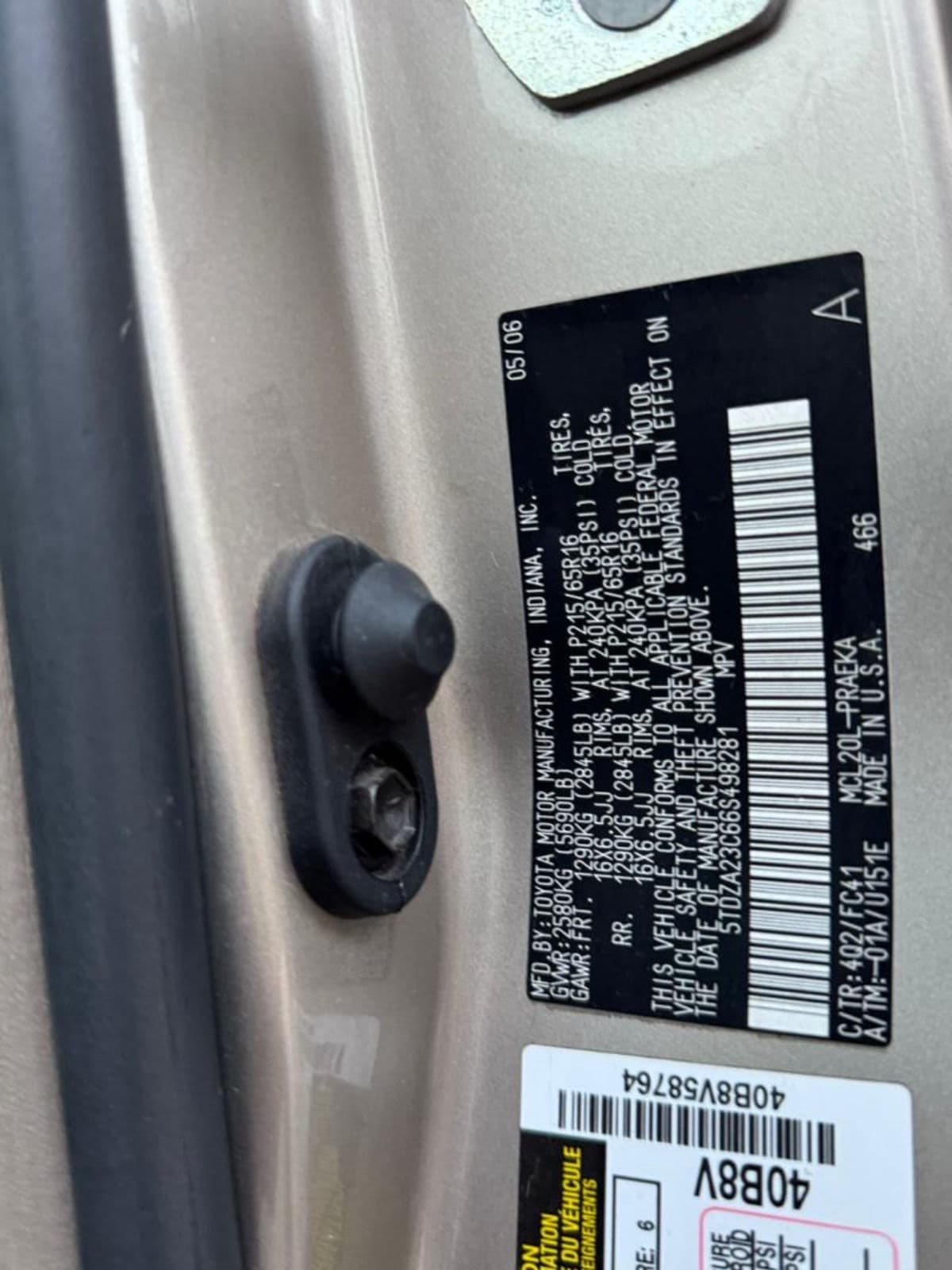 2006 Toyota Avanza Van/Minivan — photo 7 of 9
