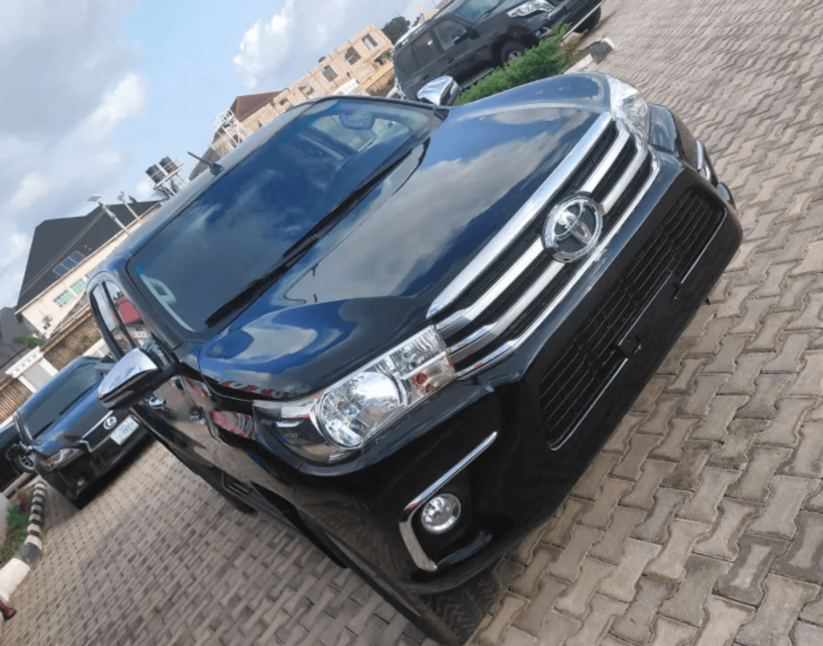 Toyota Hilux 2019 (Nigerian Used) – Automatic Truck for Sale in Lokogoma, Abuja