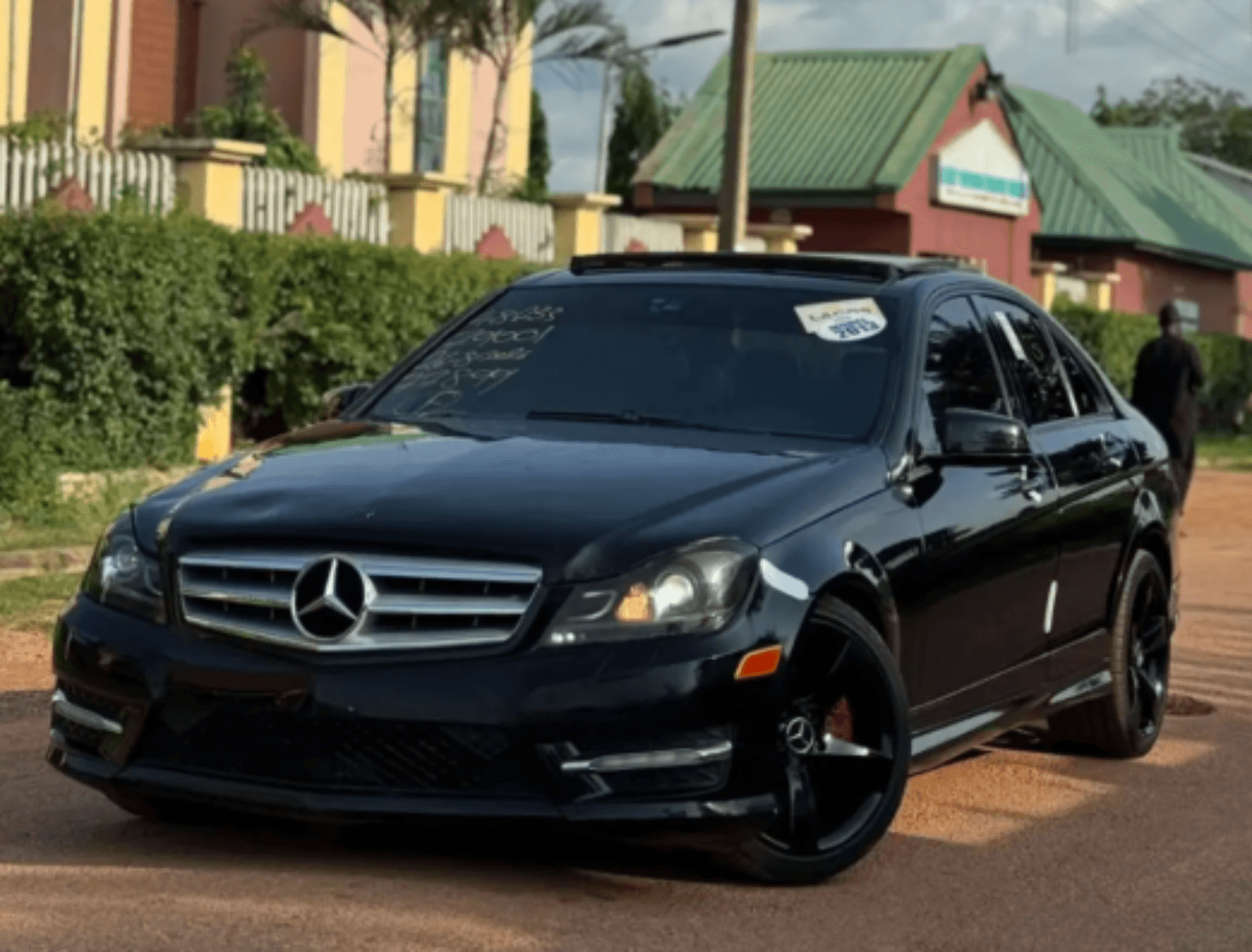 2014 Mercedes-Benz C350 with Panoramic Roof For Sale in Kaduna – Automatic Sedan