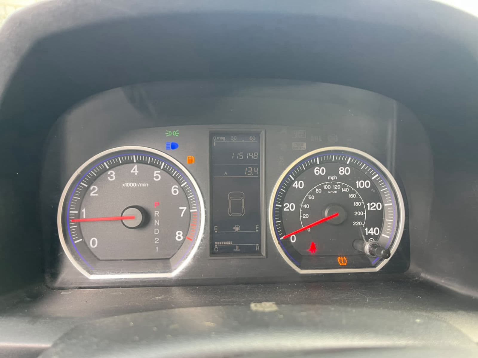 2011 Honda CRV SUV — photo 2 of 8