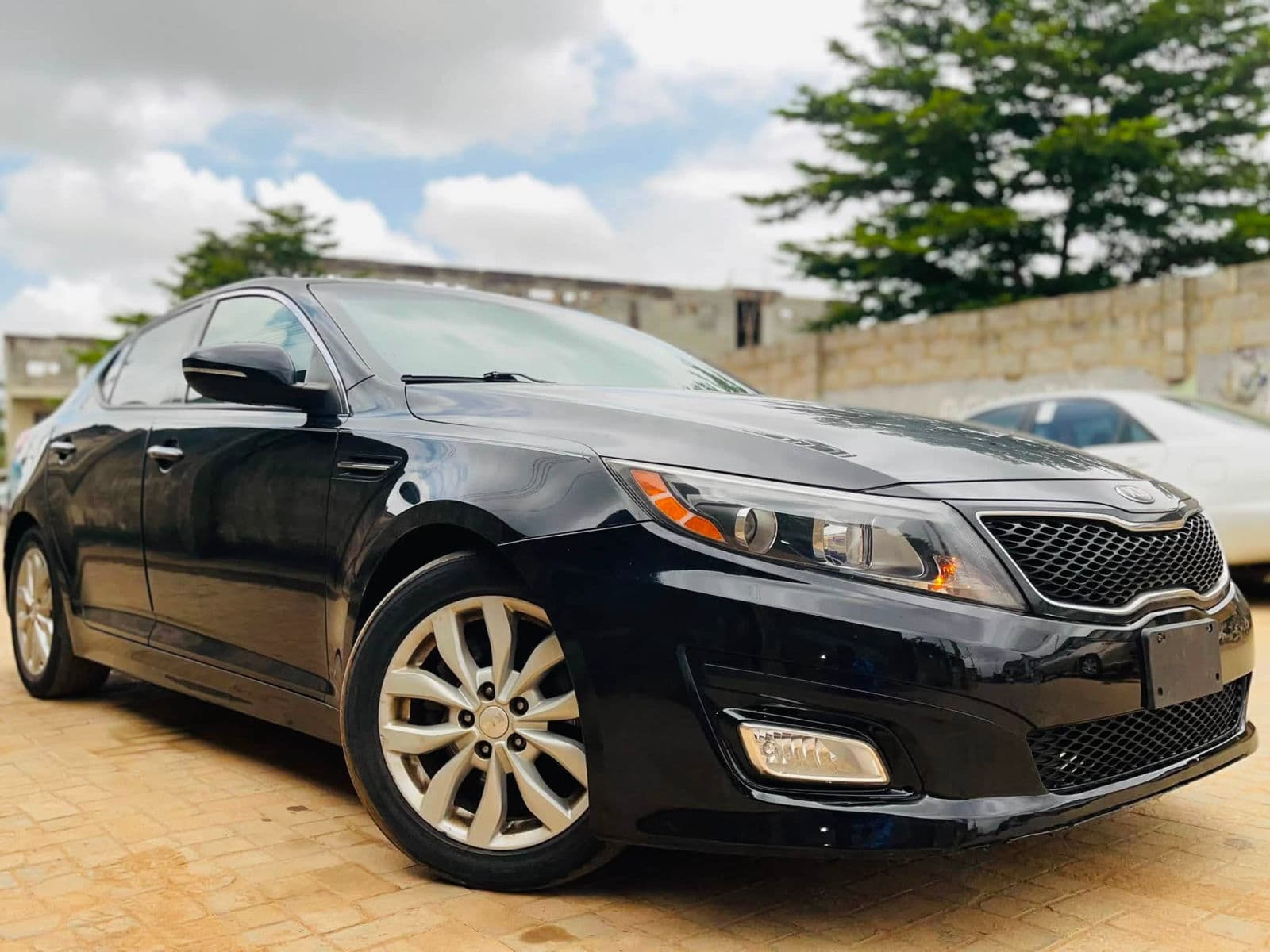 2015 Kia Optima Sedan — photo 9 of 11