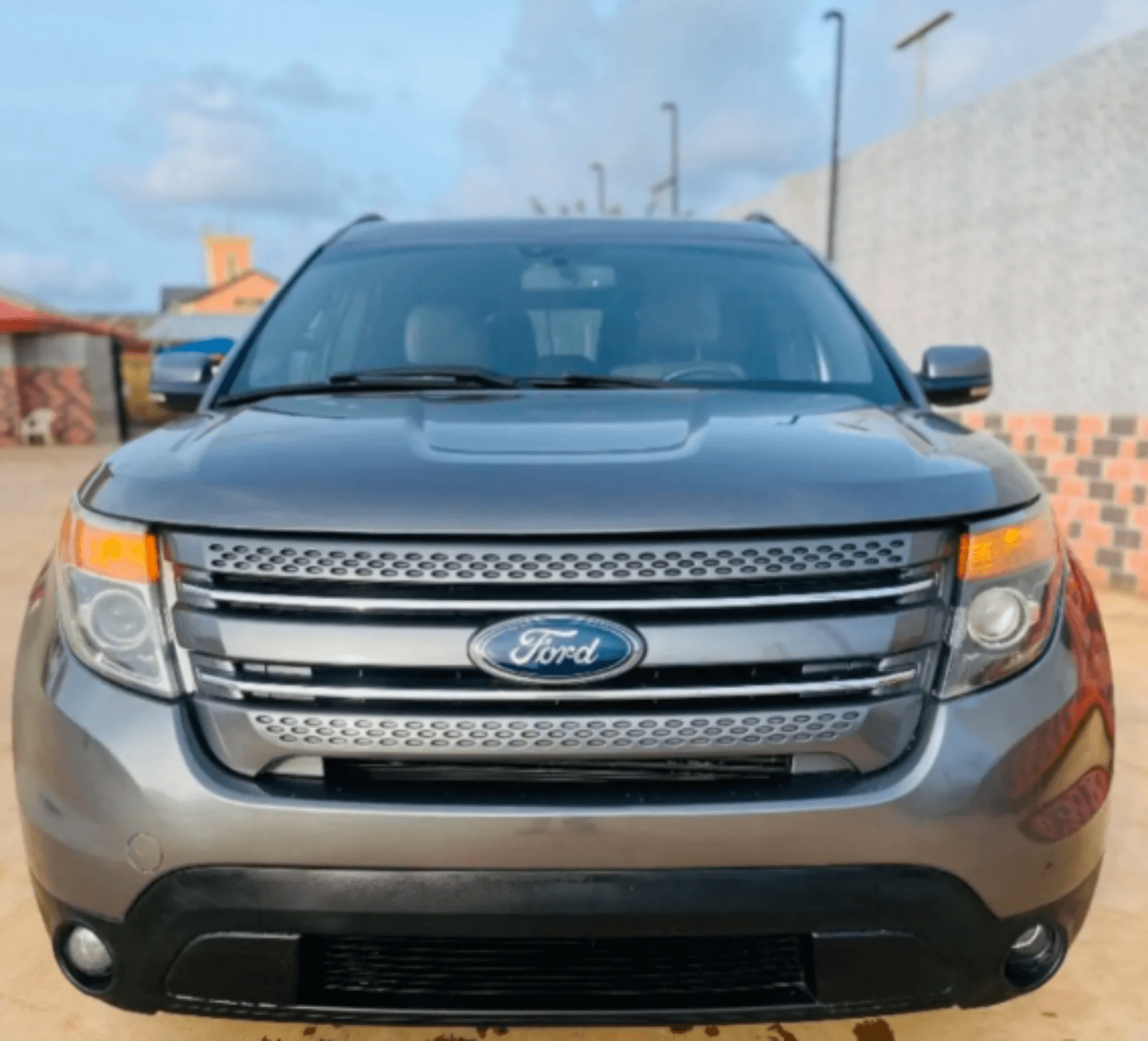 Foreign Used 2013 Ford Explorer XLT Automatic SUV in Ipaja, Lagos