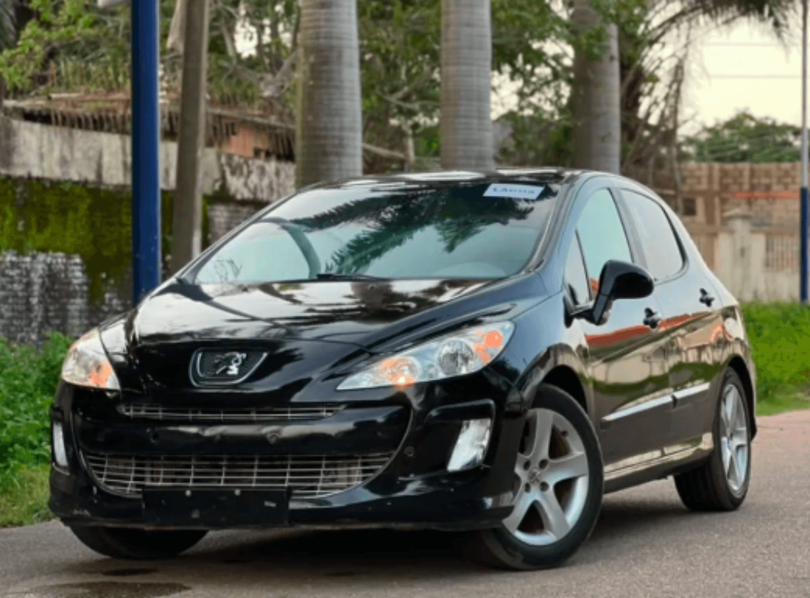 Nigerian Used 2011 Peugeot 308 Automatic Hatchback in Kaduna