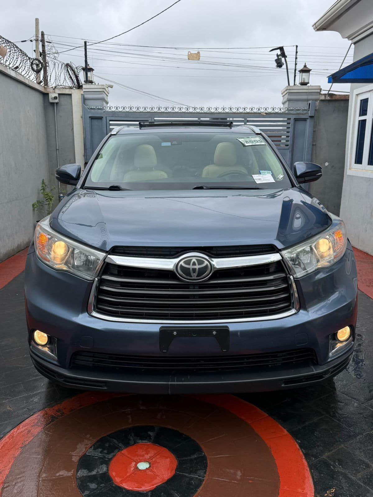 2015 Toyota Highlander SUV — photo 11 of 11