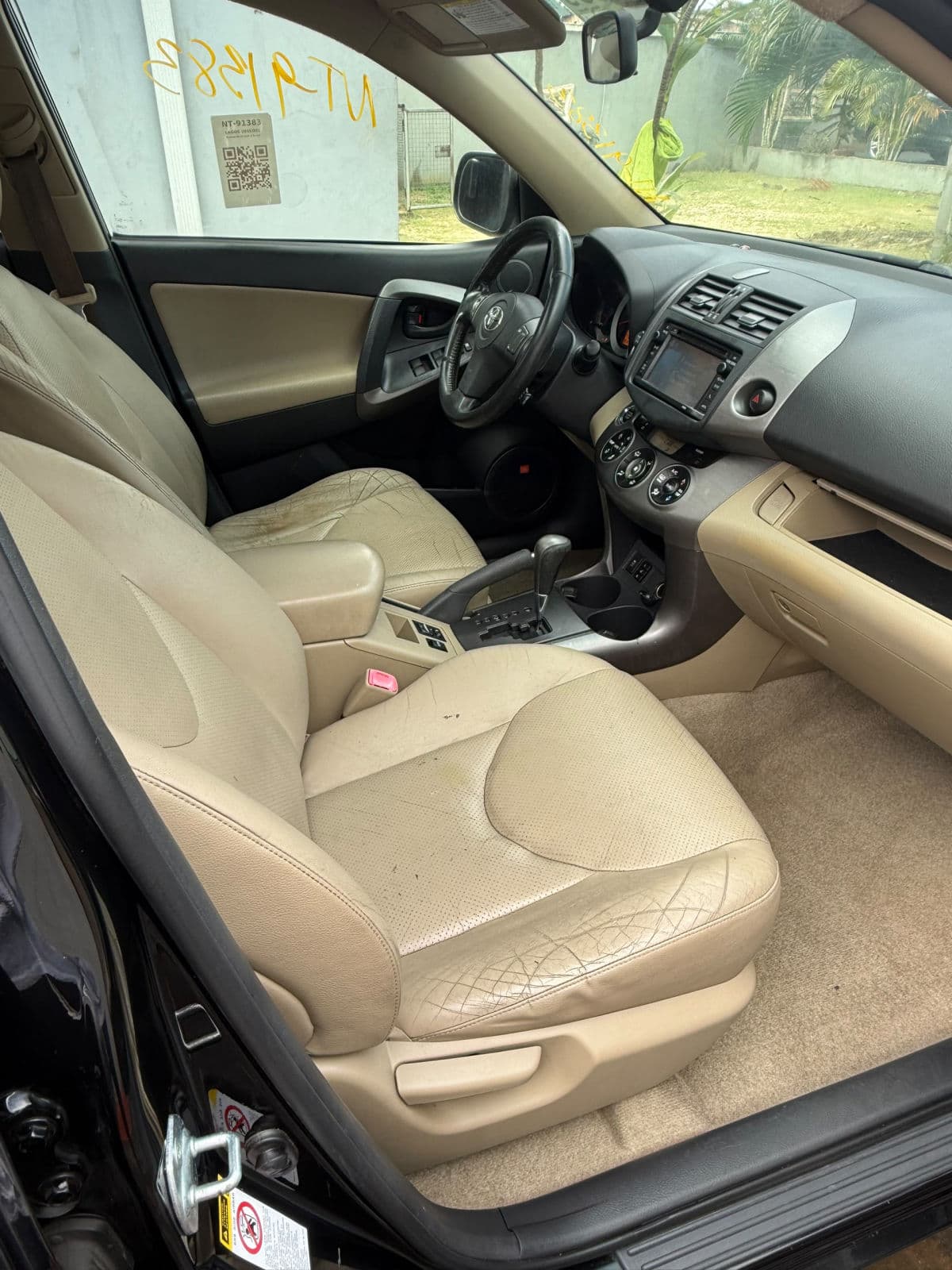 2010 Toyota RAV 4 SUV — photo 7 of 11
