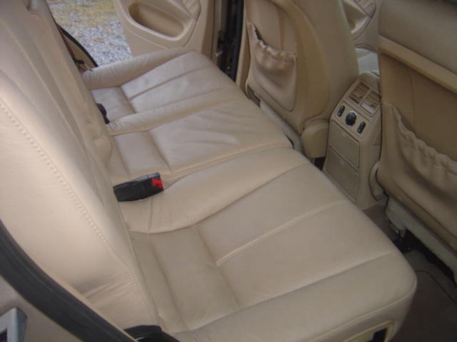 2005 Mercedes-Benz M Class SUV — photo 7 of 9