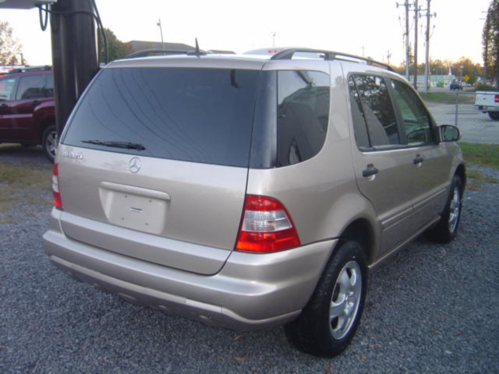 2005 Mercedes-Benz M Class SUV — photo 8 of 9