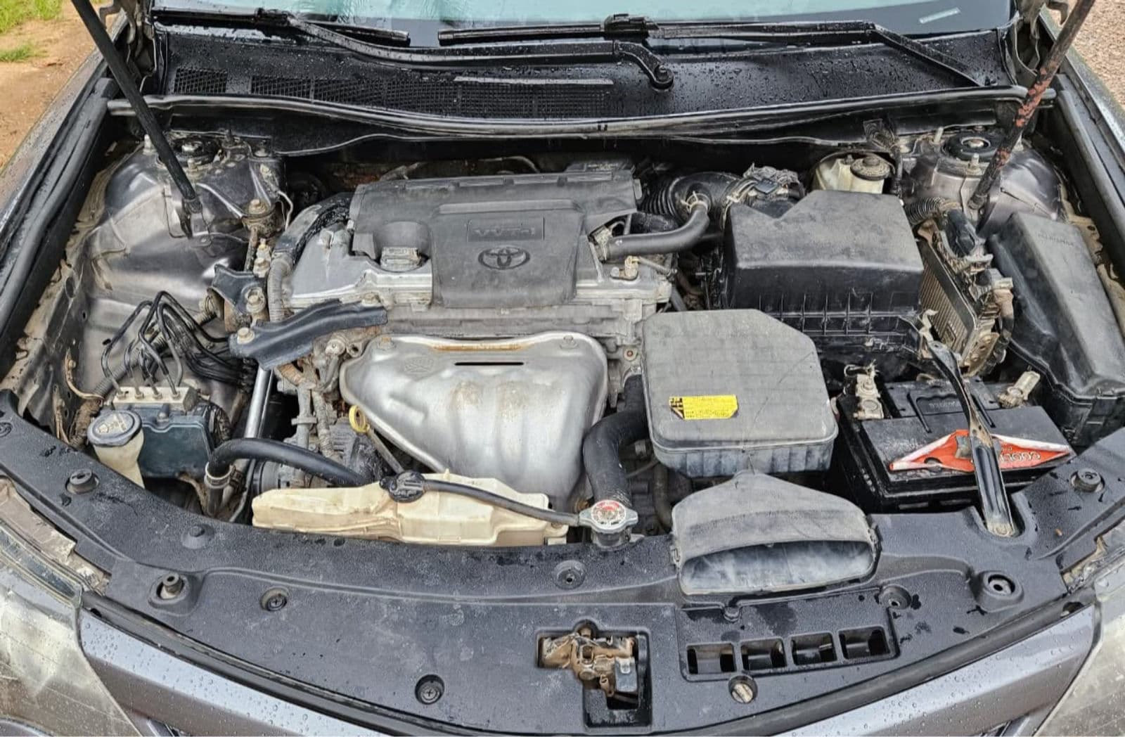 2013 Toyota Camry Sedan — photo 7 of 8