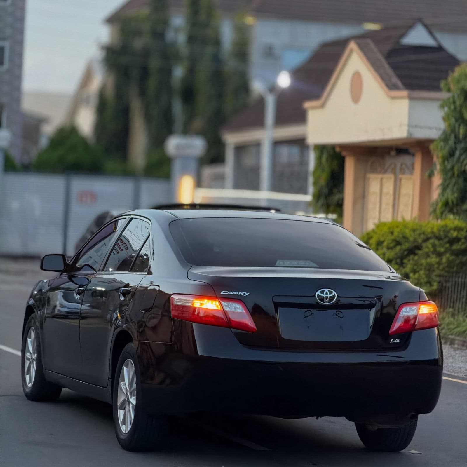 2008 Toyota Camry Sedan — photo 9 of 11