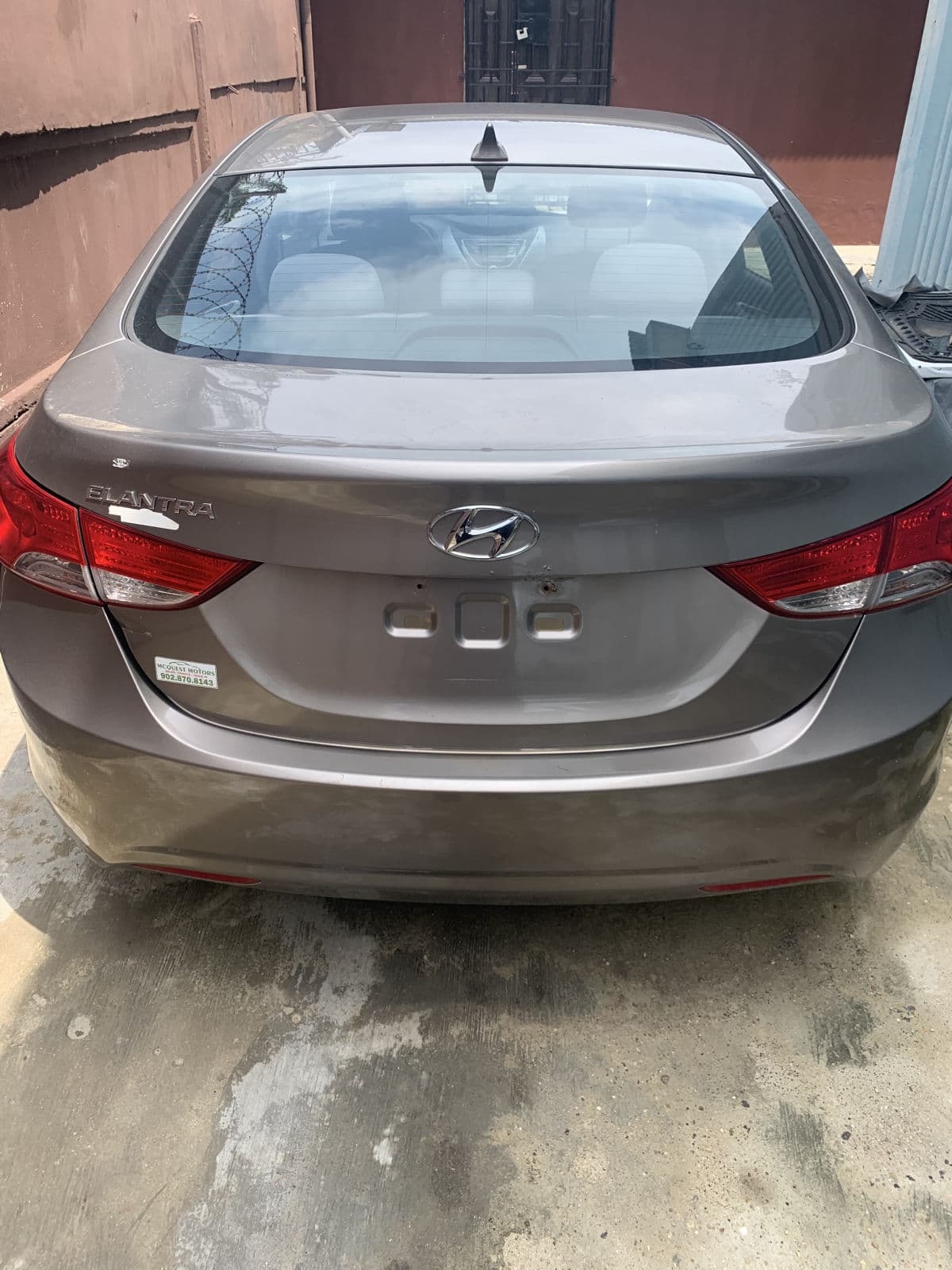 2013 Hyundai Elantra Sedan — photo 2 of 10
