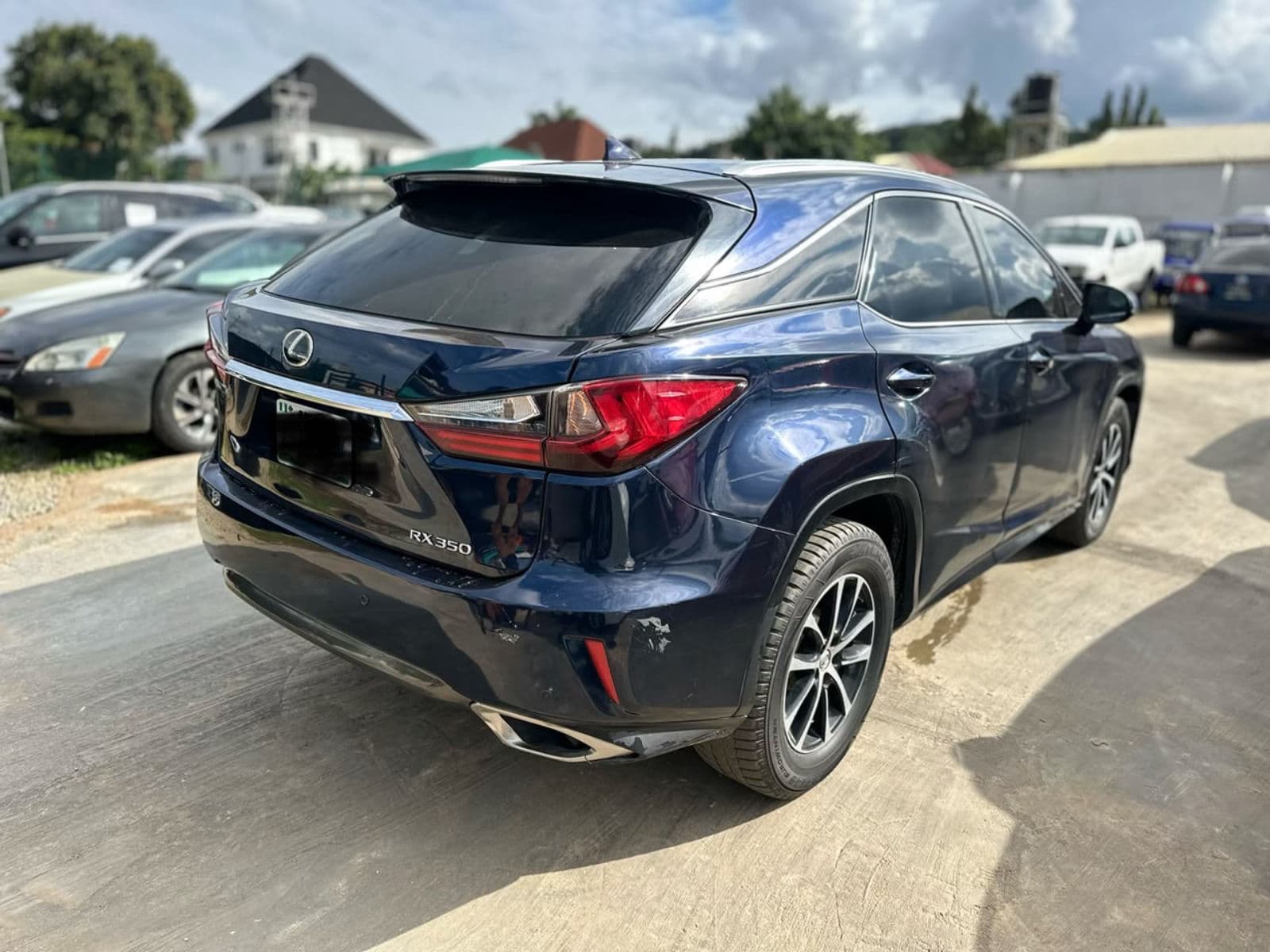 2016 Lexus RX SUV — photo 4 of 6
