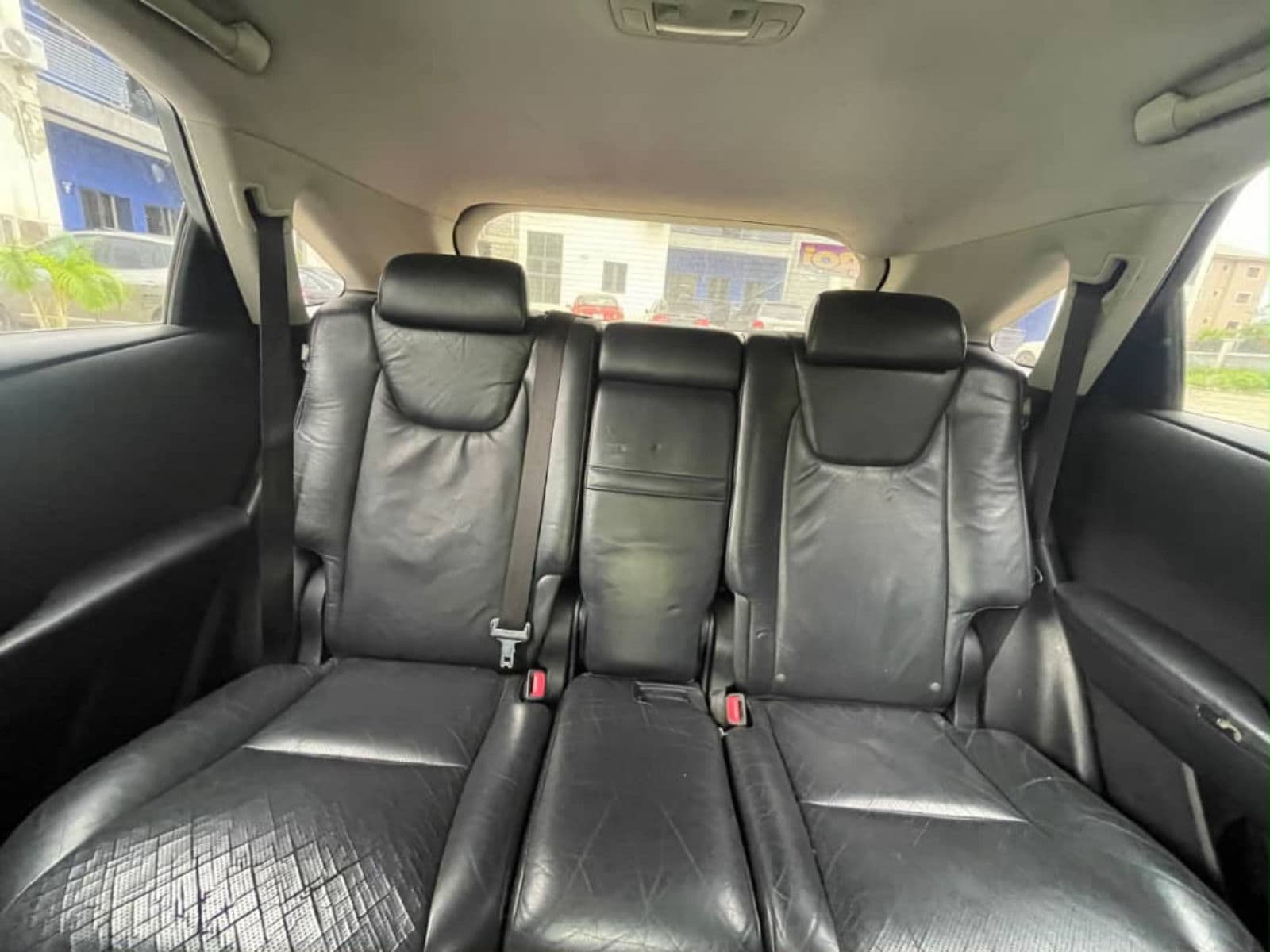 2011 Lexus RX SUV — photo 6 of 7