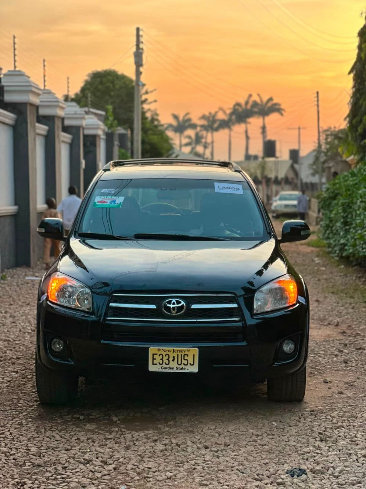 2010 Toyota Rav4 SUV — photo 3 of 6