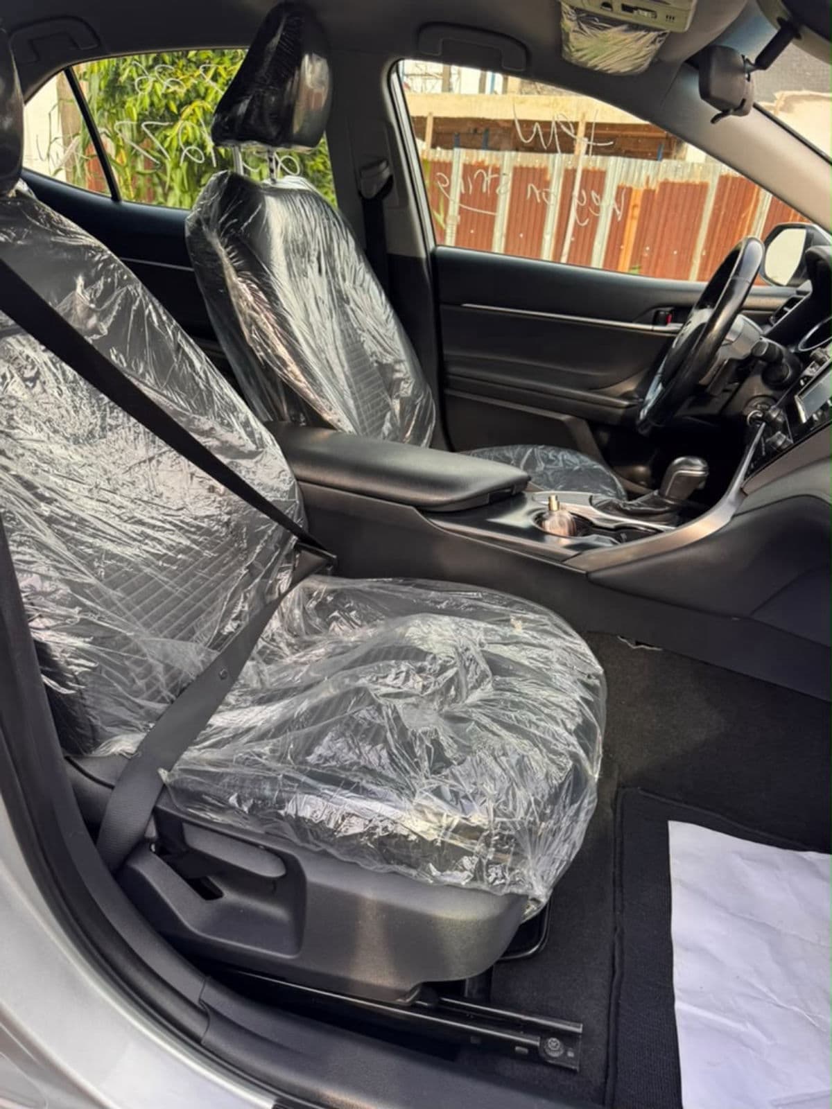 2019 Toyota Camry Sedan — photo 3 of 6