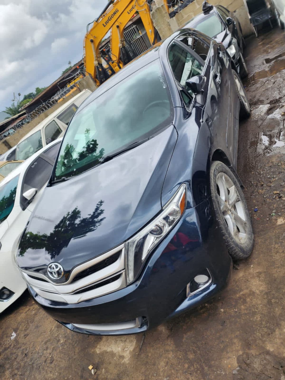 2015 Toyota Venza Coupe — photo 3 of 10