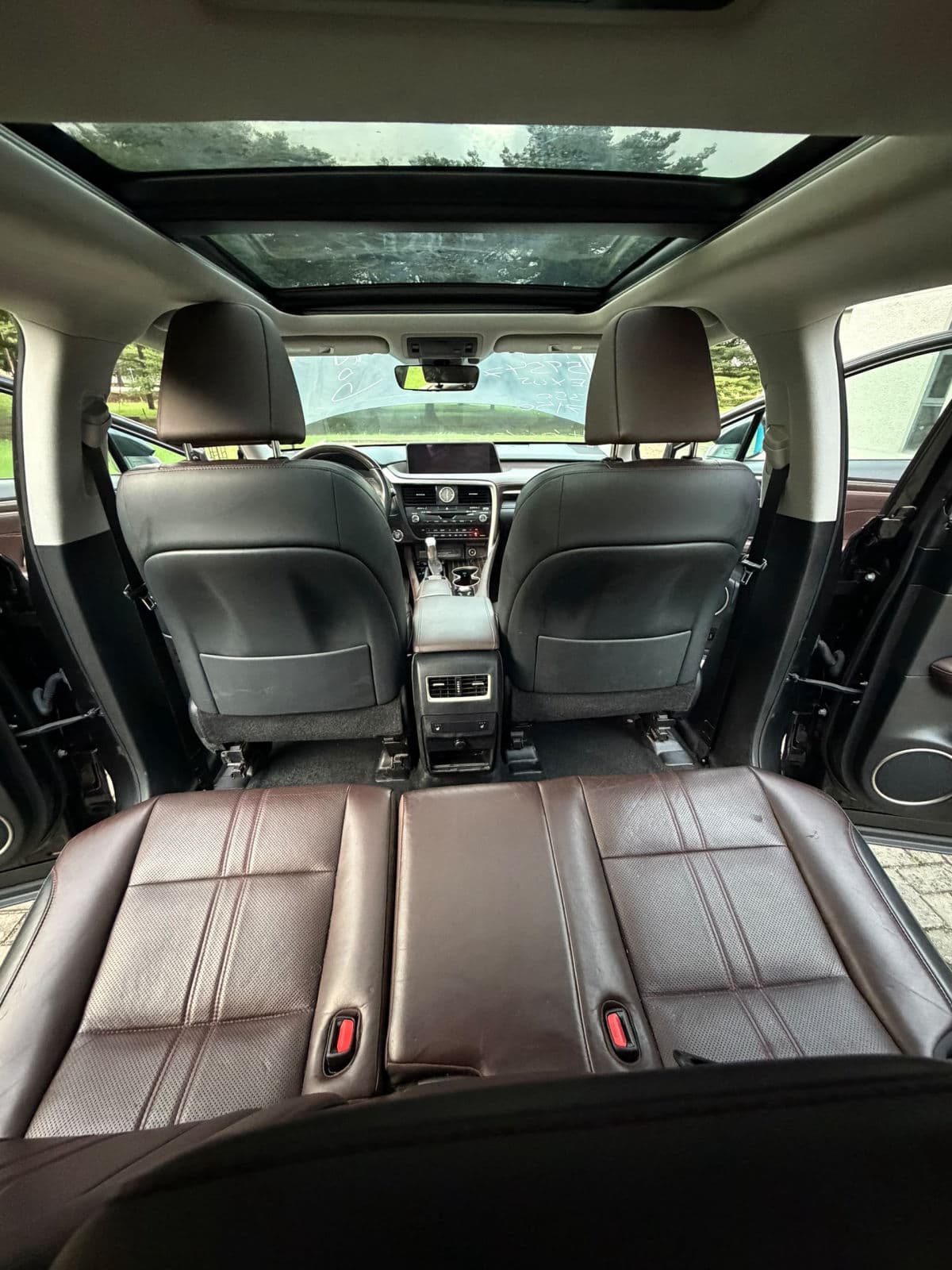 2017 Lexus RX SUV — photo 11 of 11