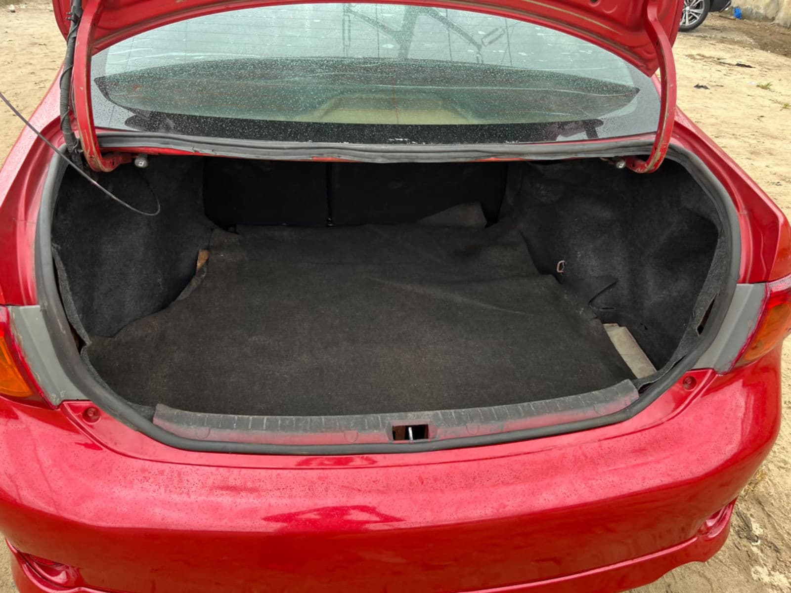 2010 Toyota Corolla Sedan — photo 7 of 9