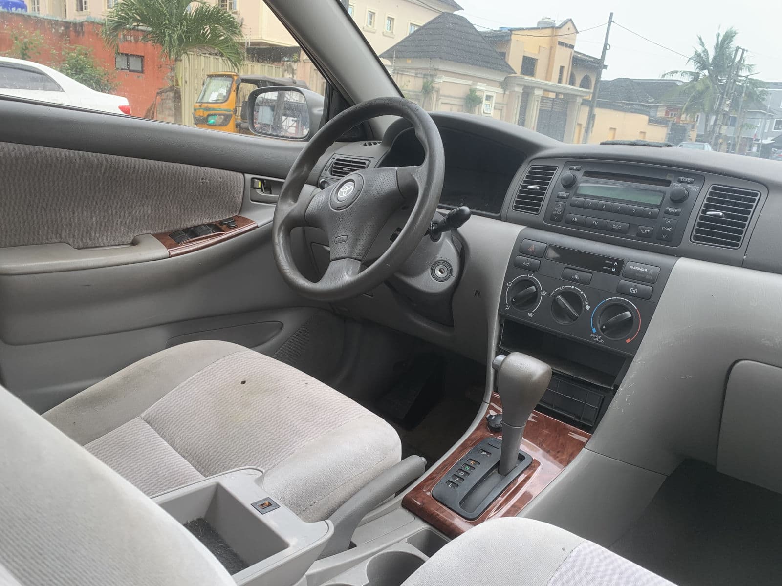 2006 Toyota Corolla Sedan — photo 4 of 12
