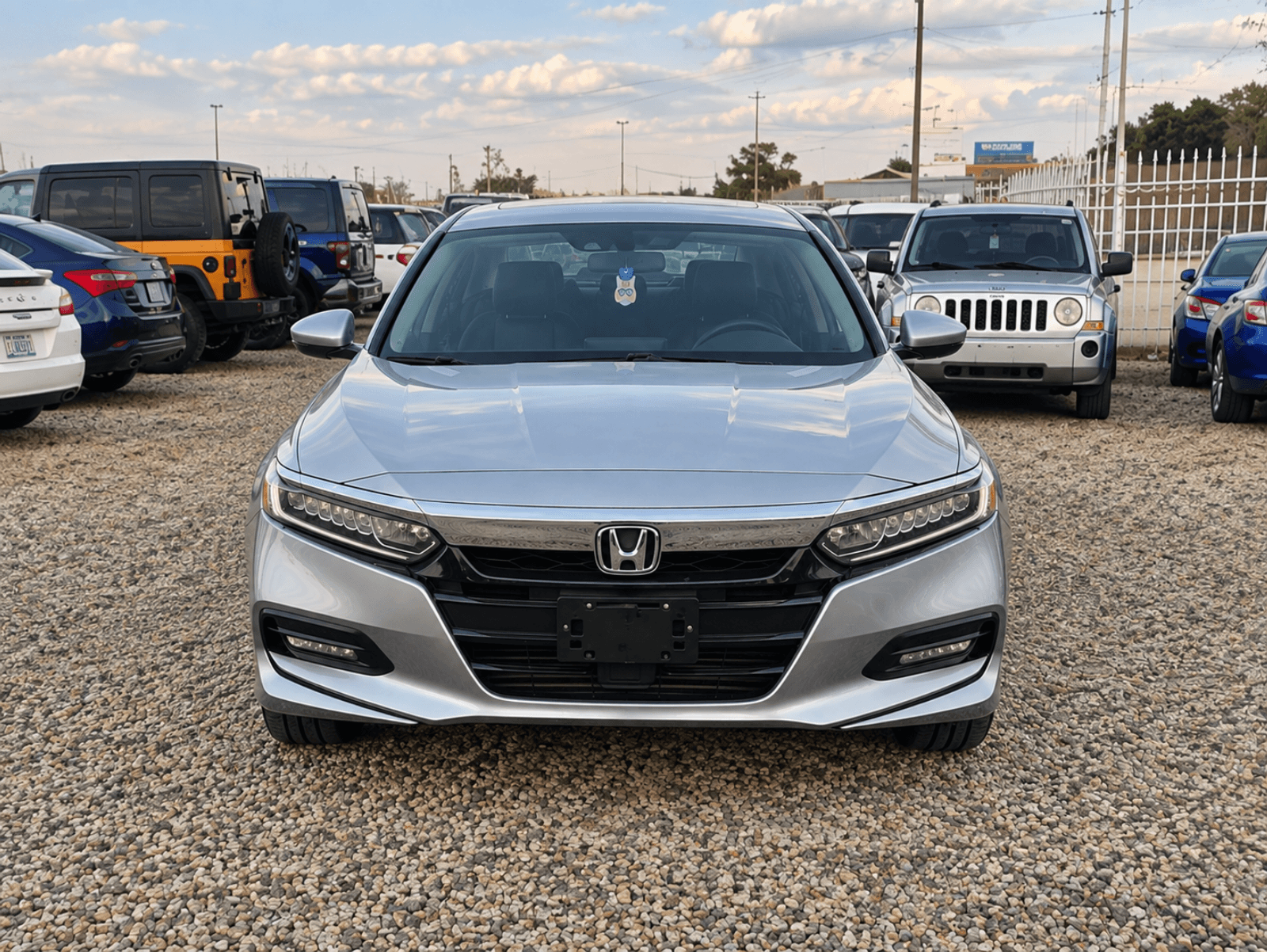 2019 Honda Accord Sedan — photo 7 of 8
